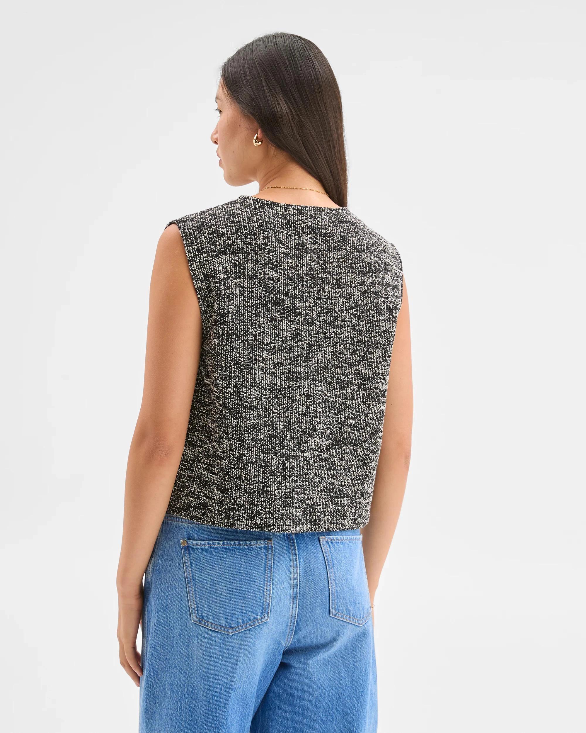 5 Target Woman Sleeveless Button Through Front Vest BLACK/WHITE MARLE, 5 of 5