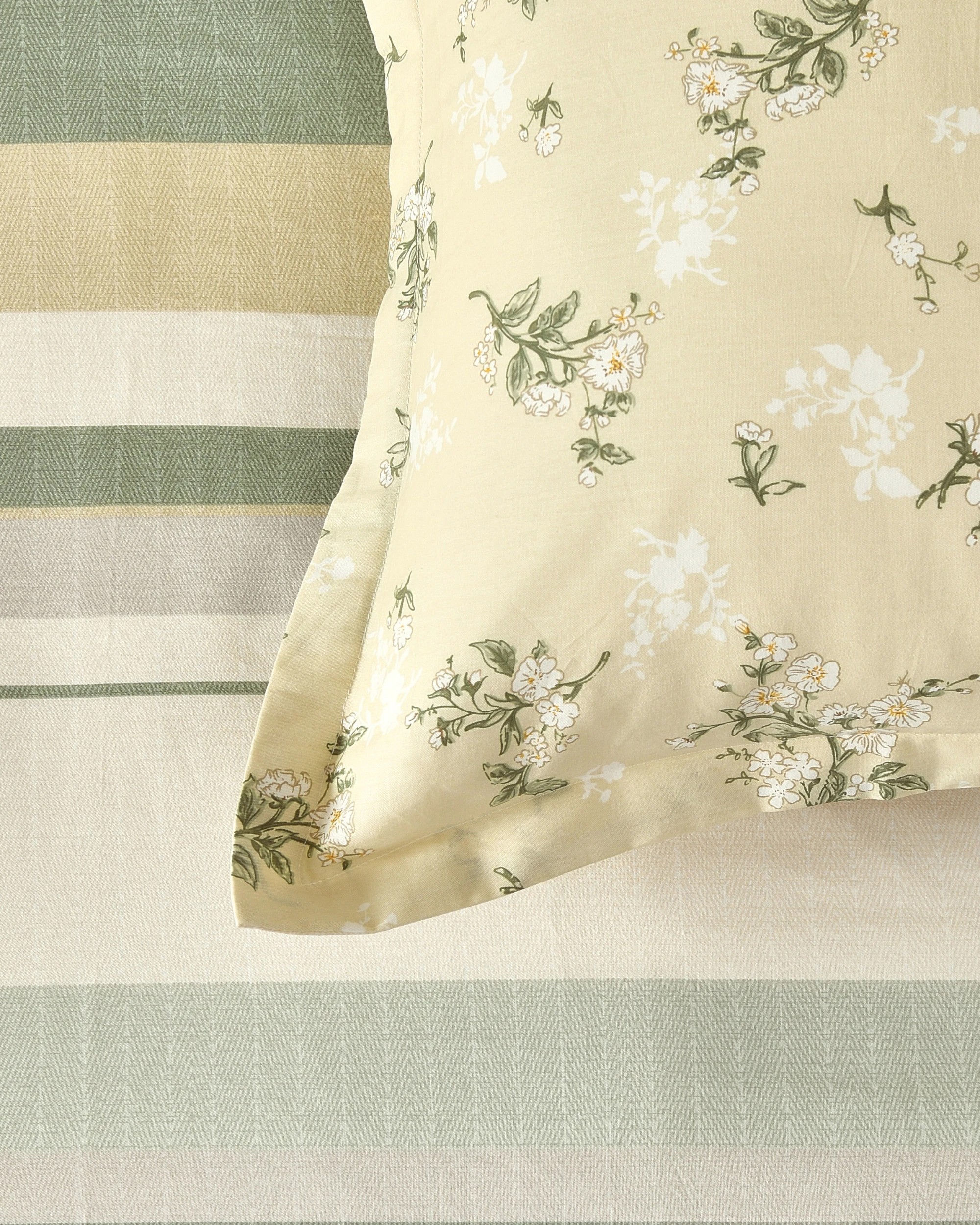3 Dreamaker Otto 100% Cotton Reversible Tailored European Pillowcase Twin Pack - Green, 3 of 5