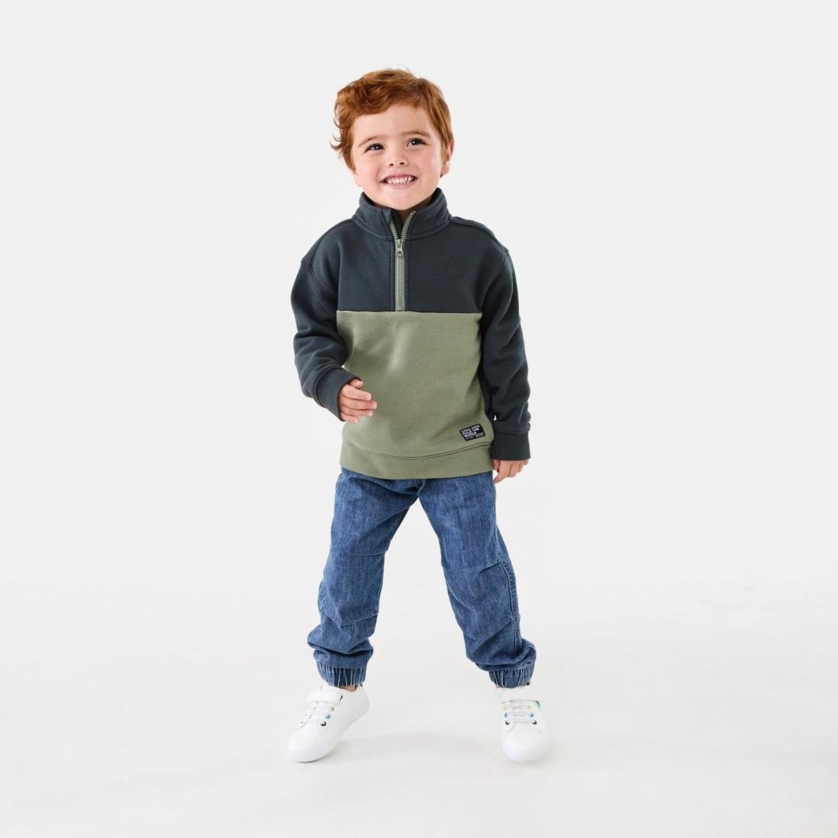 7 Quarter Zip Sweatshirt Wood Grey, 7 of 10