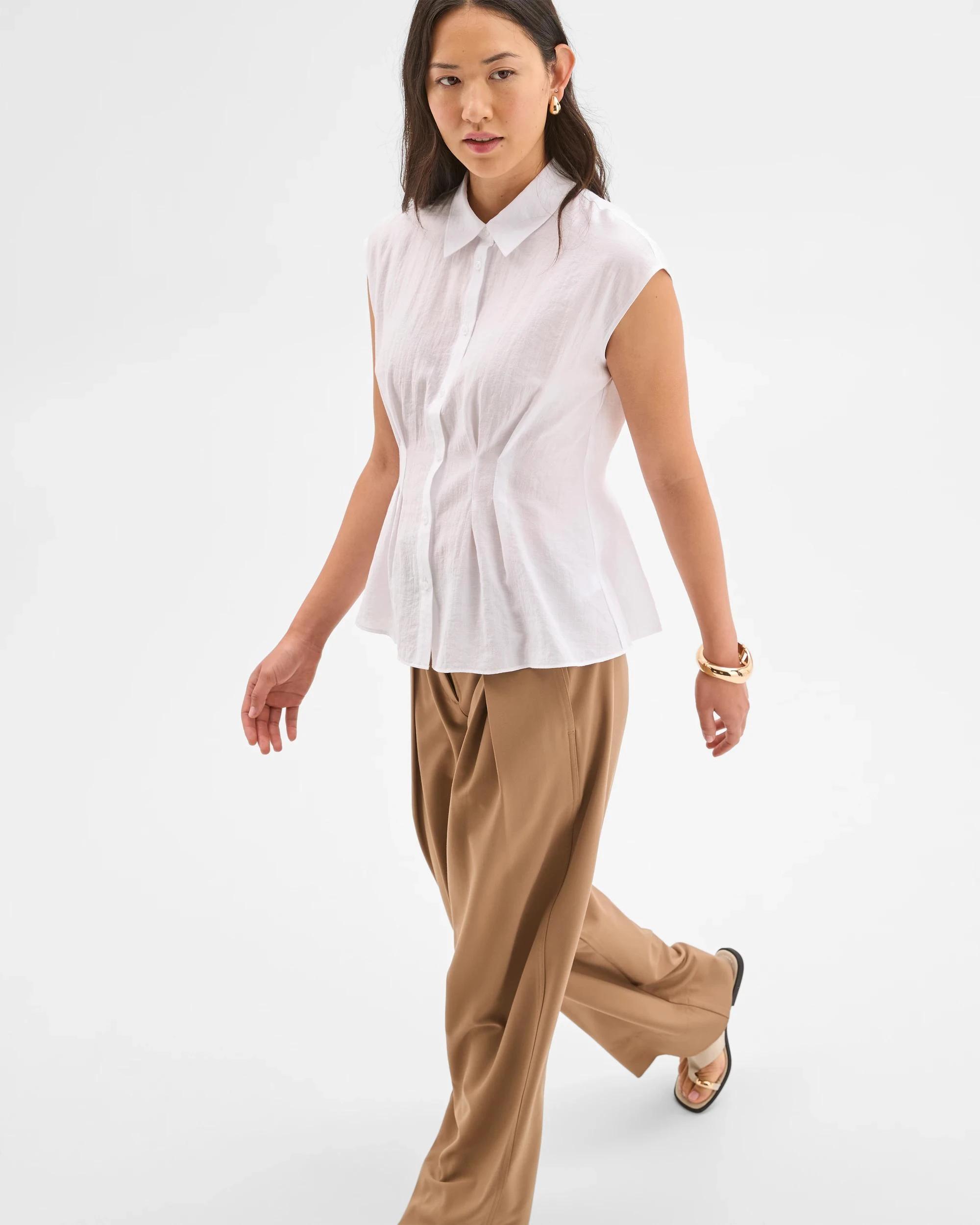 6 Preview Sleeveless Waist Tuck Shirt BRILLIANT WHITE, 6 of 8