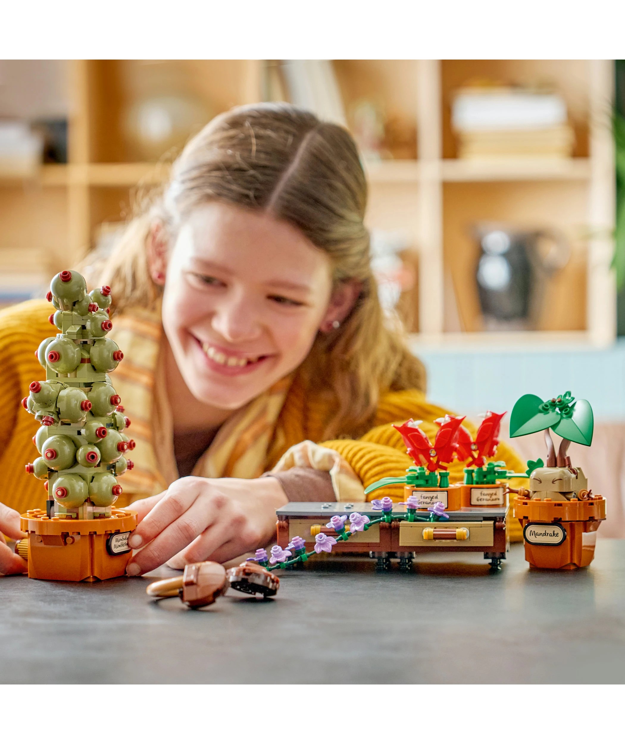 8 LEGO Harry Potter Hogwarts Herbology Plants 76474, 8 of 10