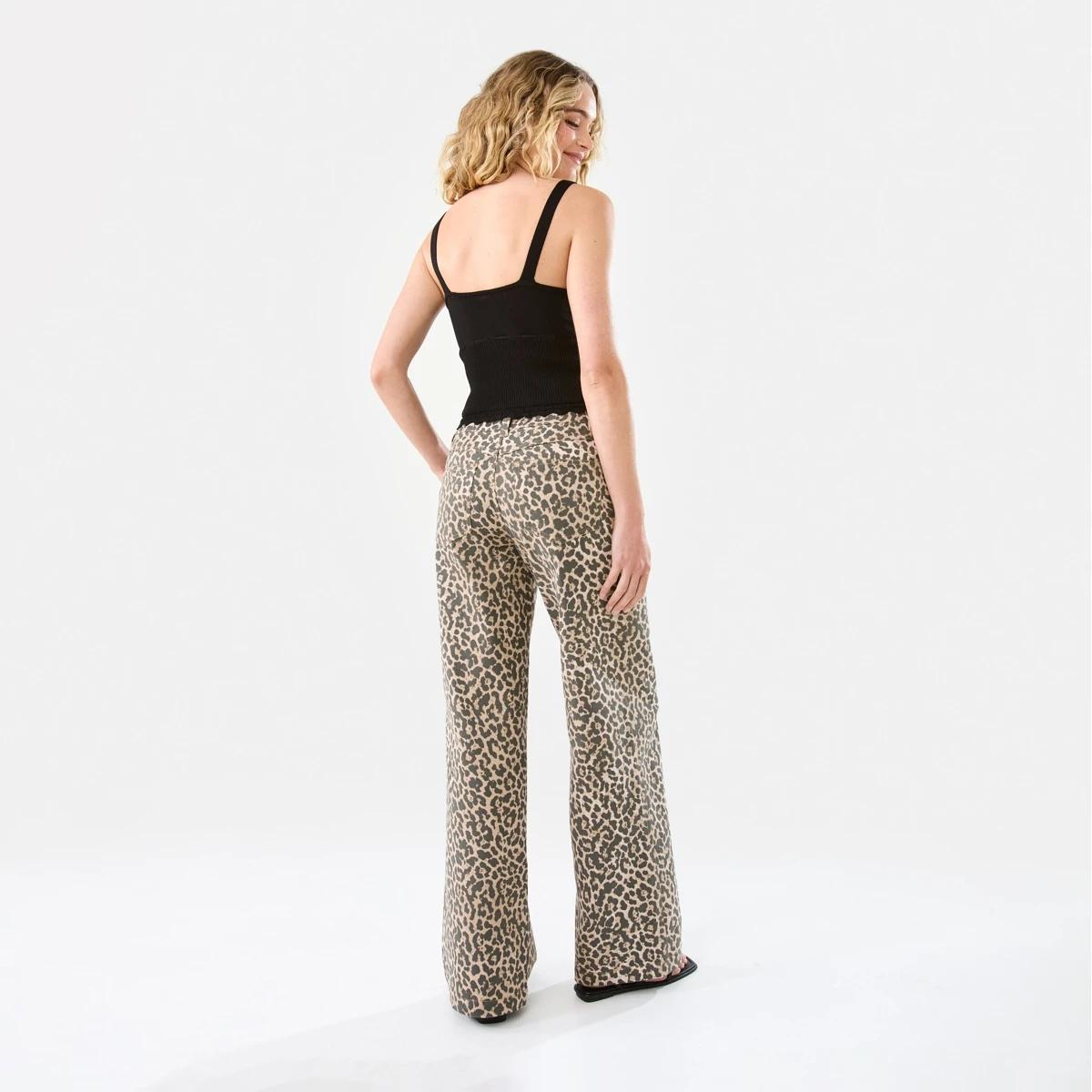 6 Leopard Jeans Leopard, 6 of 10
