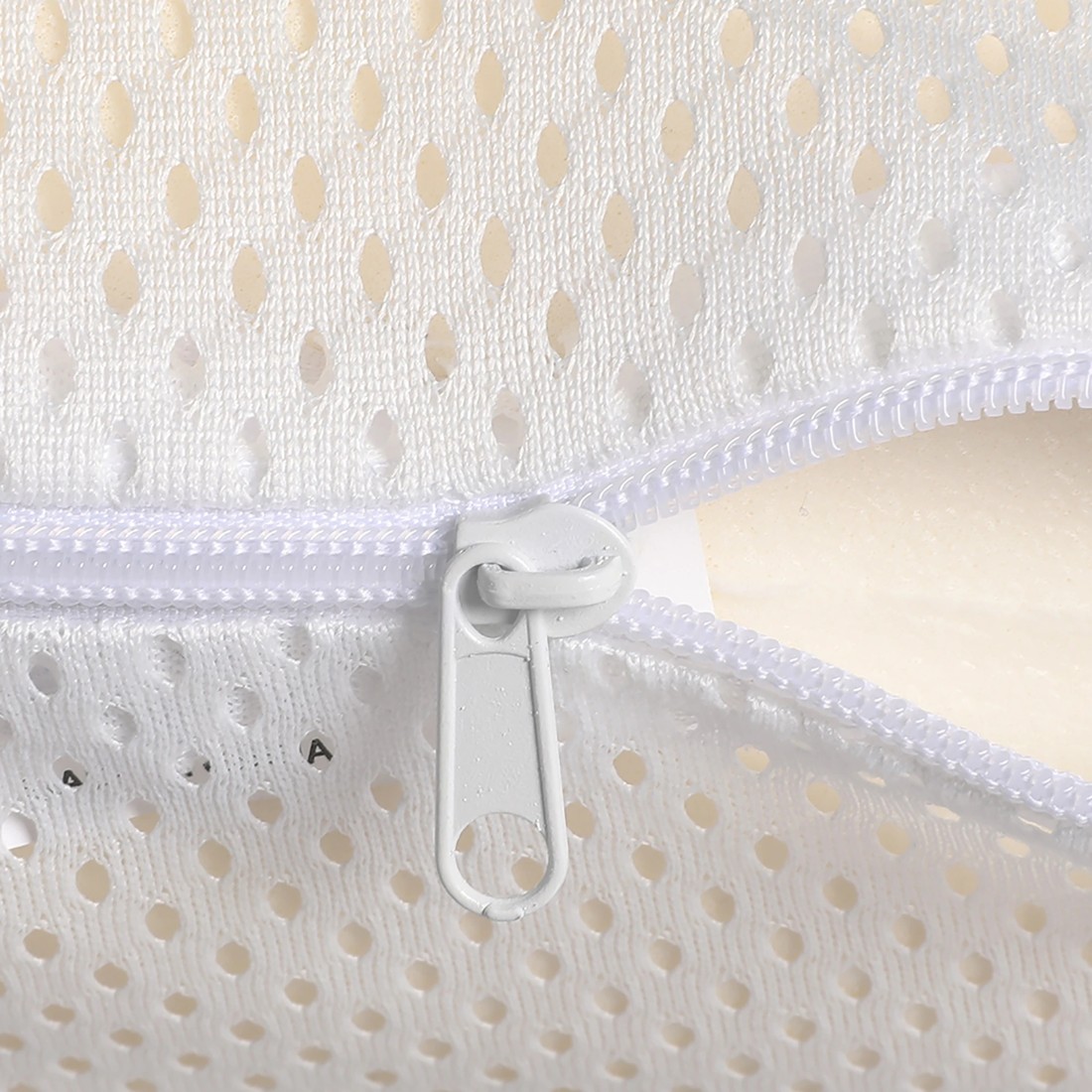 5 Dreamz 2 Pack B-shape Latex Pillows, 5 of 7