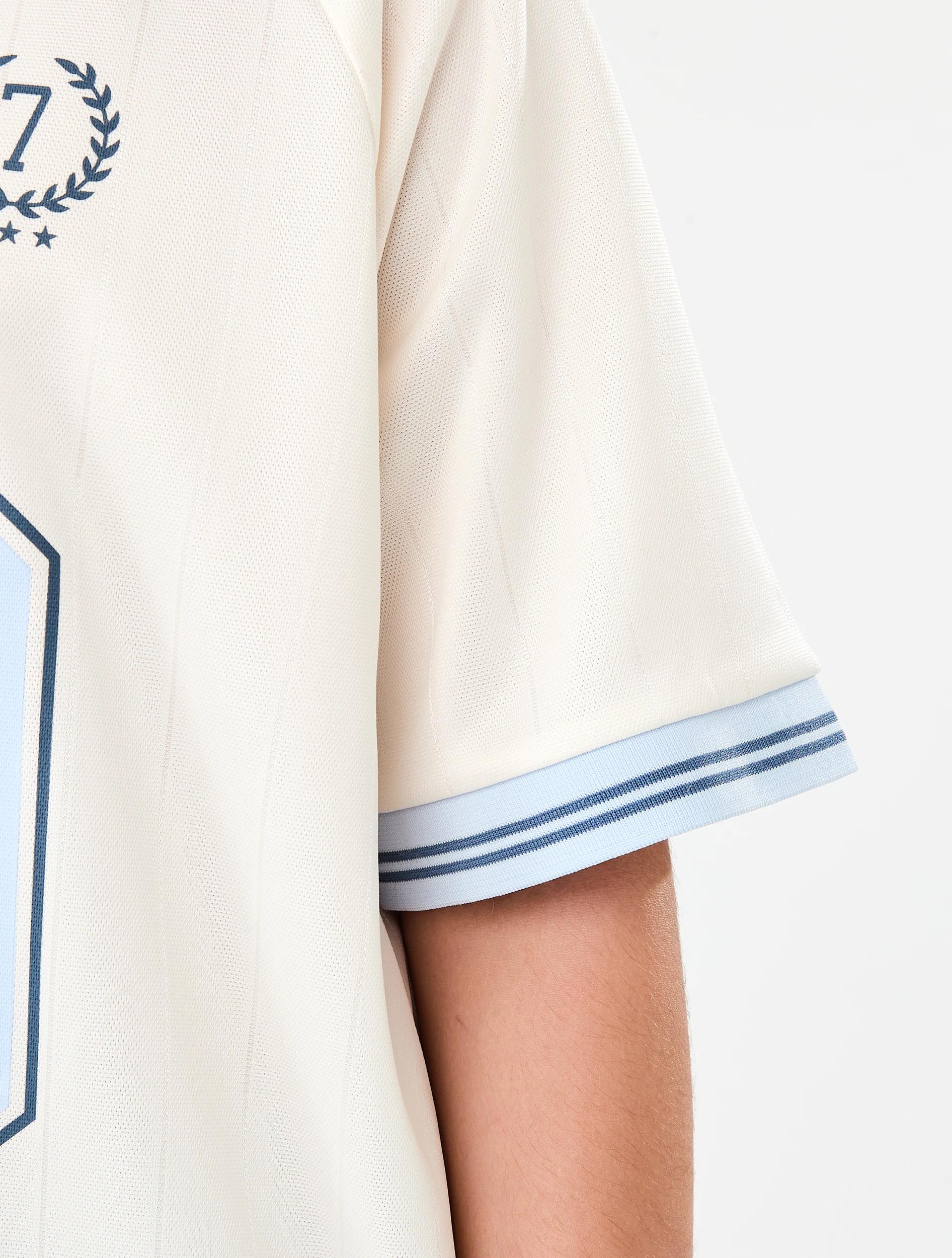 6 V-Neck Oversized T-shirt Bge Typo, 6 of 8