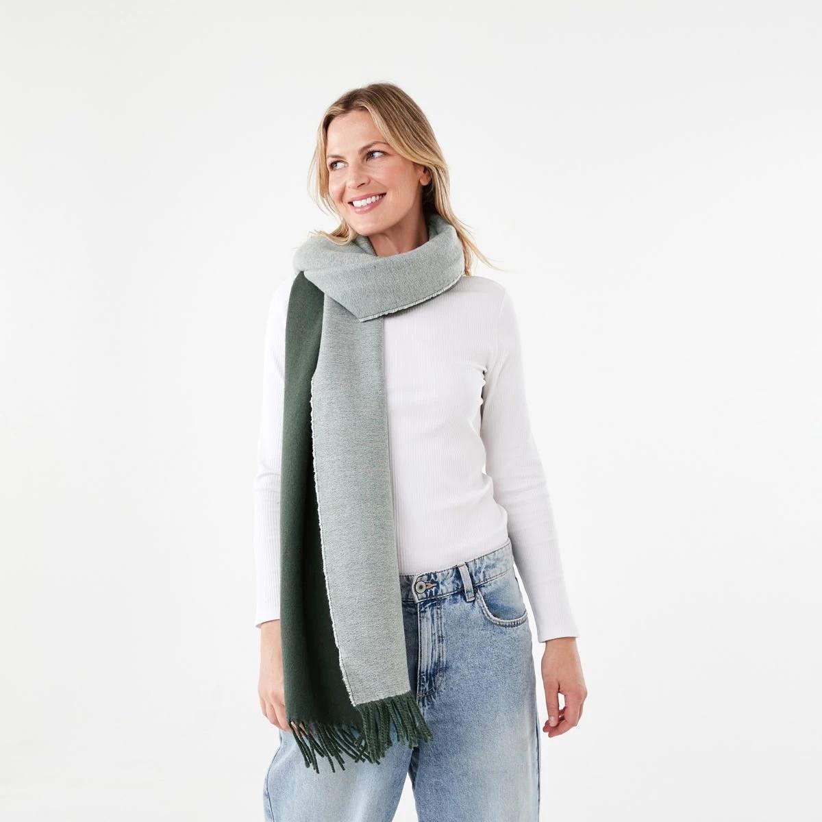 3 Blanket Contrast Scarf Olive Tnl, 3 of 3