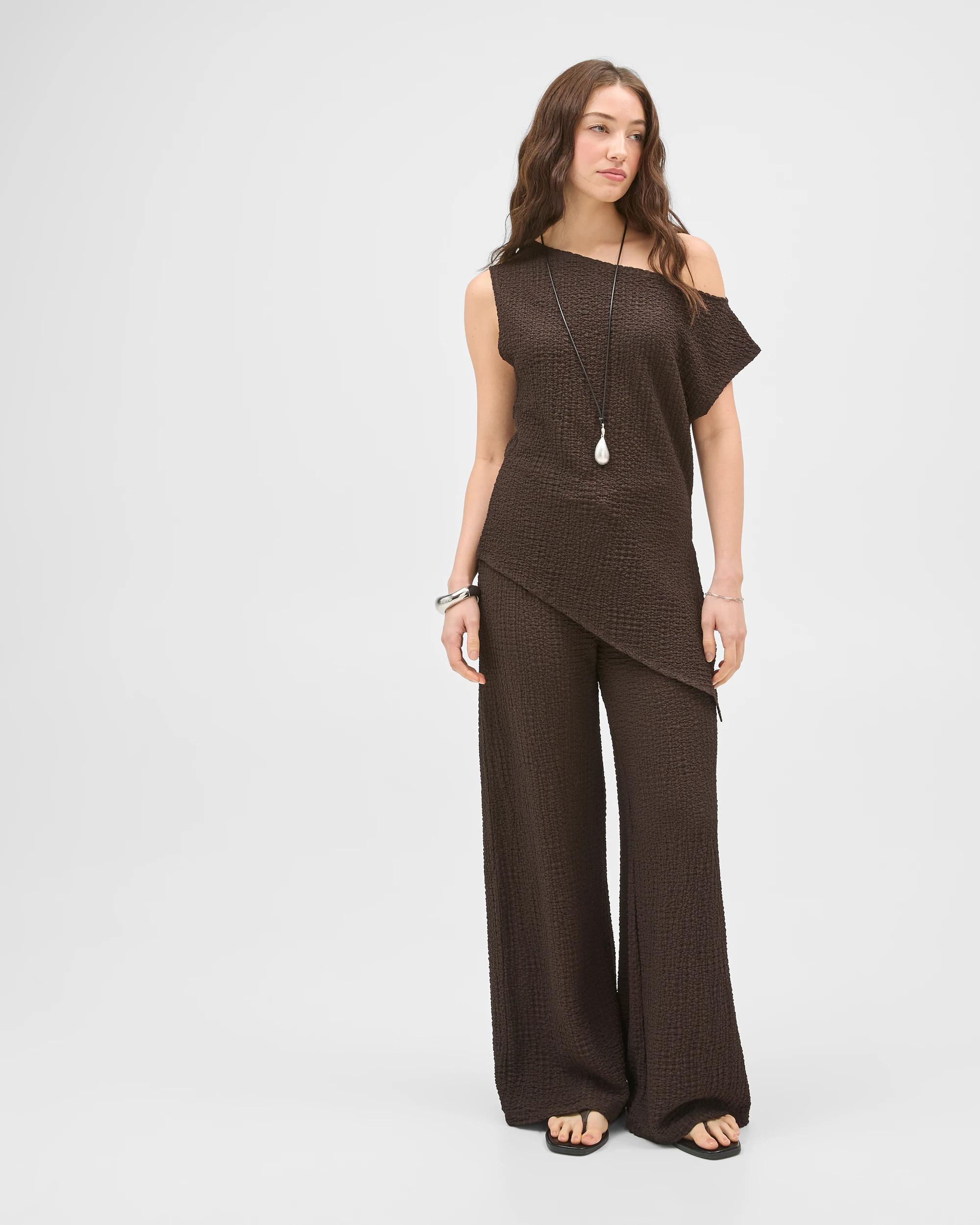 2 Lily Loves Textured Off Shoulder Top TRUFFLE, 2 of 7