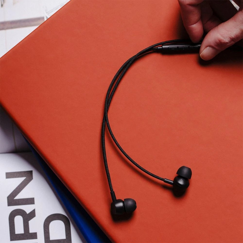 3 Sudio V3 USB-C Earbuds Black, 3 of 4