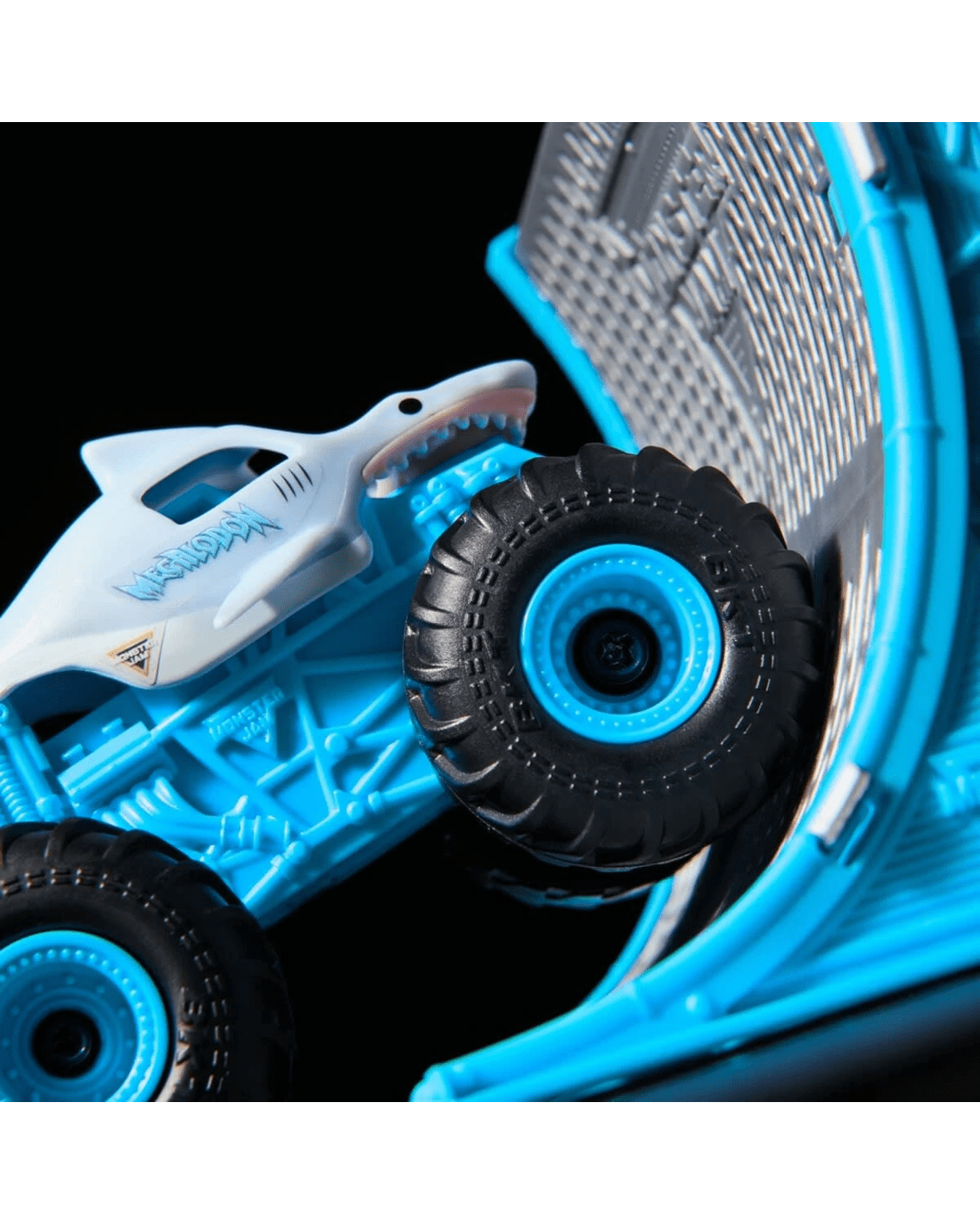 5 Monster Jam RC 1:64 Megalodon, 5 of 8