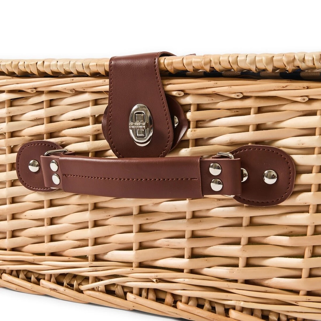 9 Rattan Picnic Set, 9 of 10