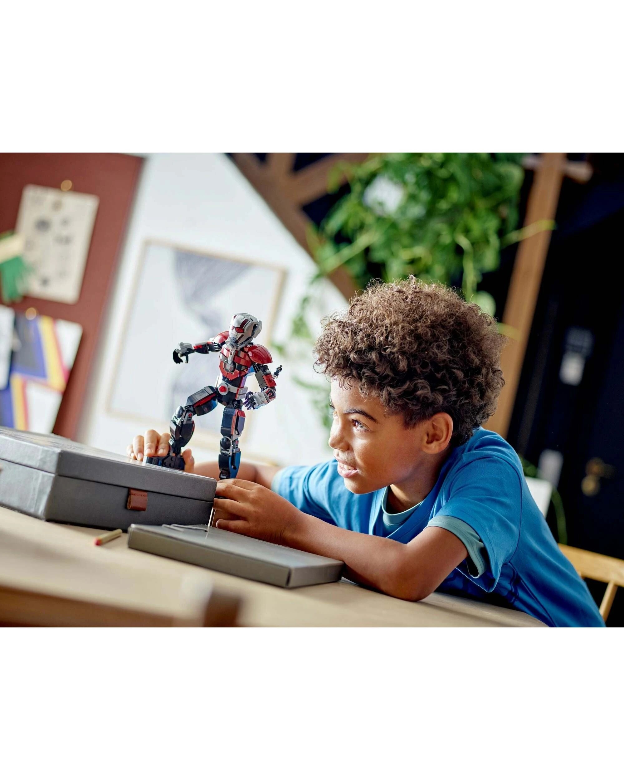 5 LEGO Marvel 76256 Ant-Man Construction Figure, 5 of 5