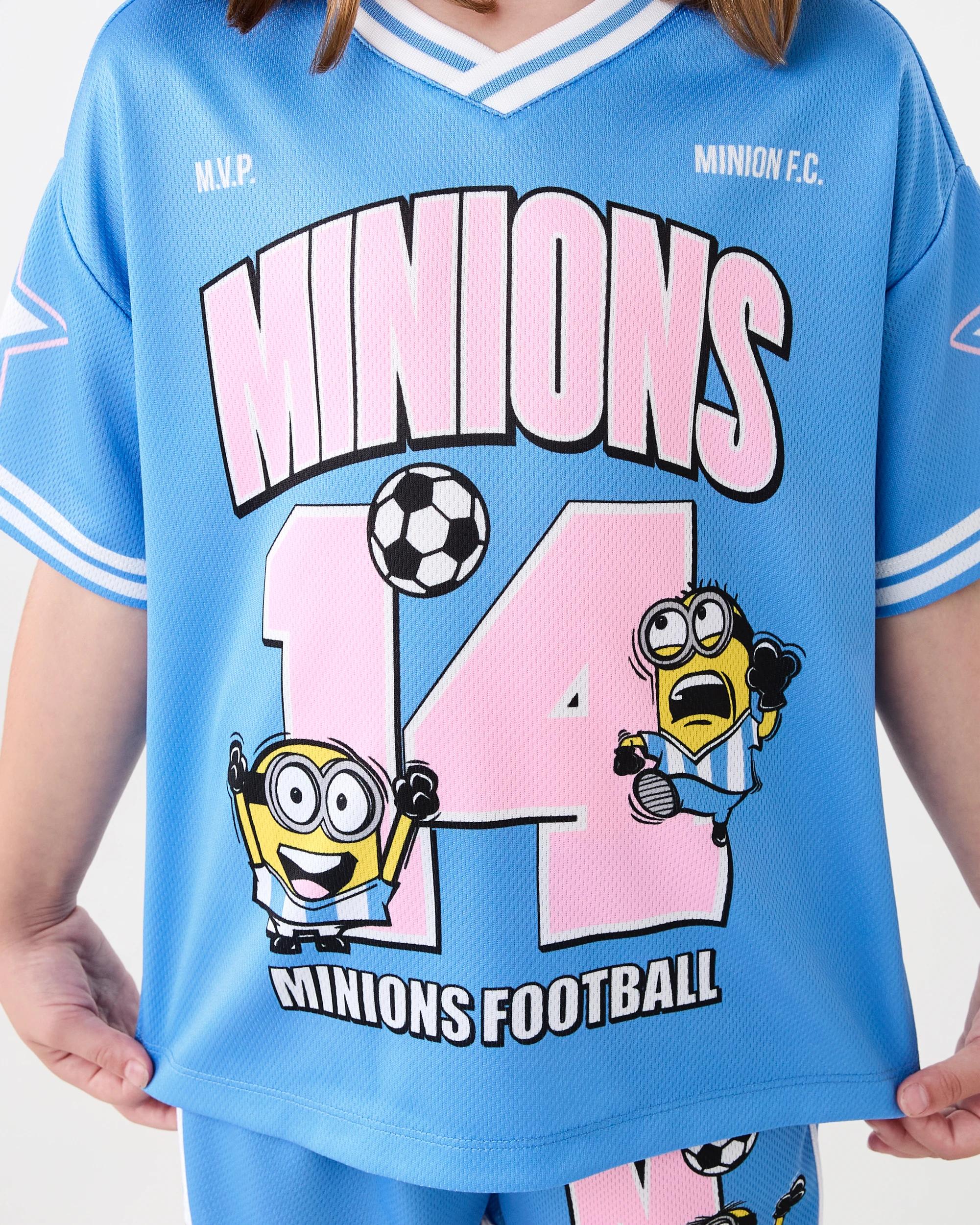 5 Minions License Crew T-shirt and Shorts Set Minions, 5 of 10