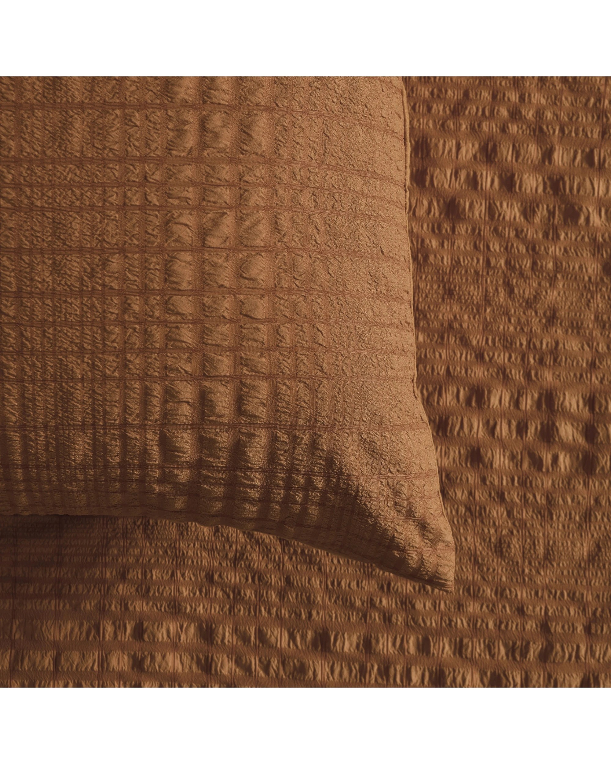 5 Dreamaker Ellis Seersucker Quilt Cover Set - Queen Bed - Rust, 5 of 6