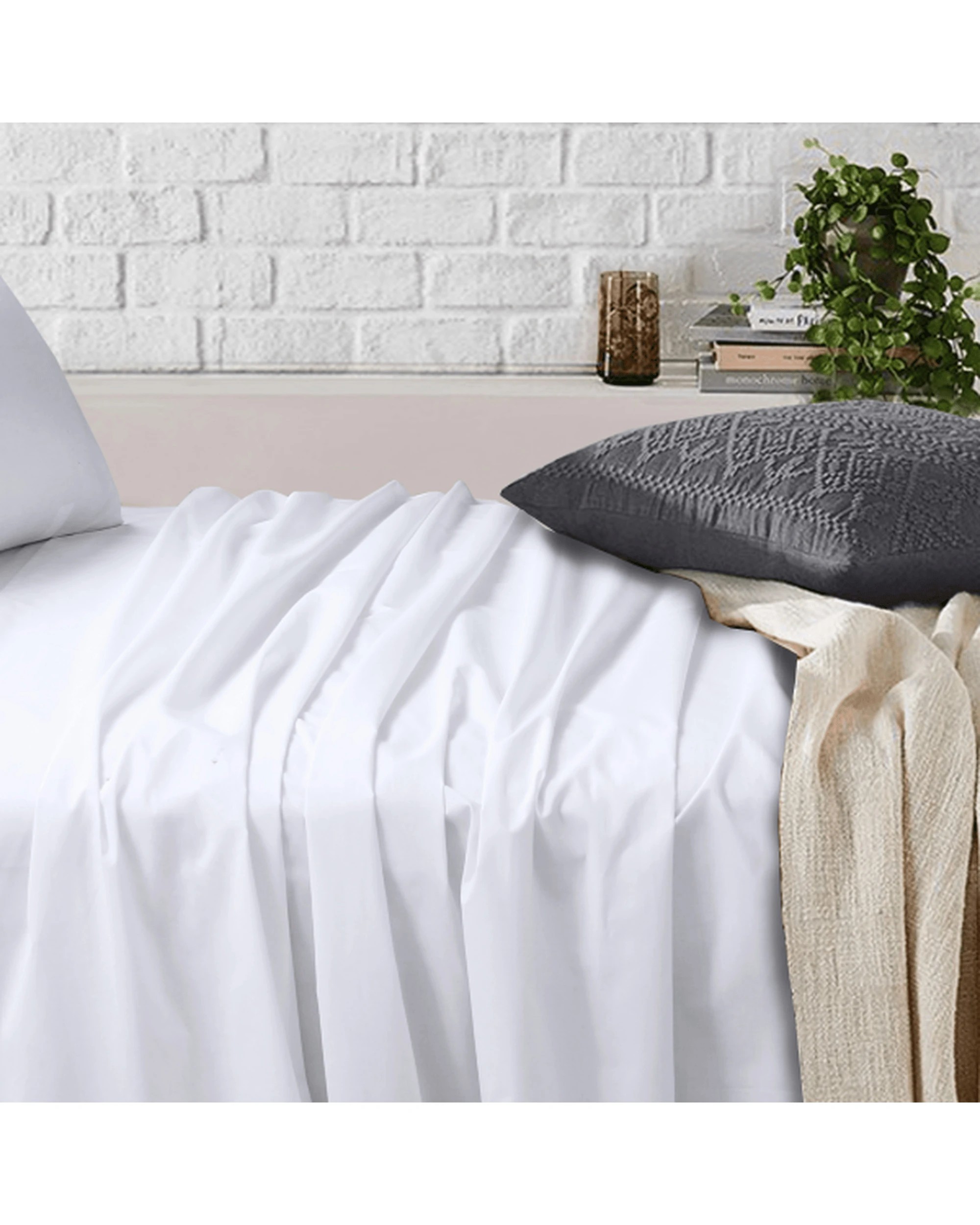 3 Amsons Bedsheets Set Flat & Fitted Sheets With Pillowcases - Queen Bed - White, 3 of 7
