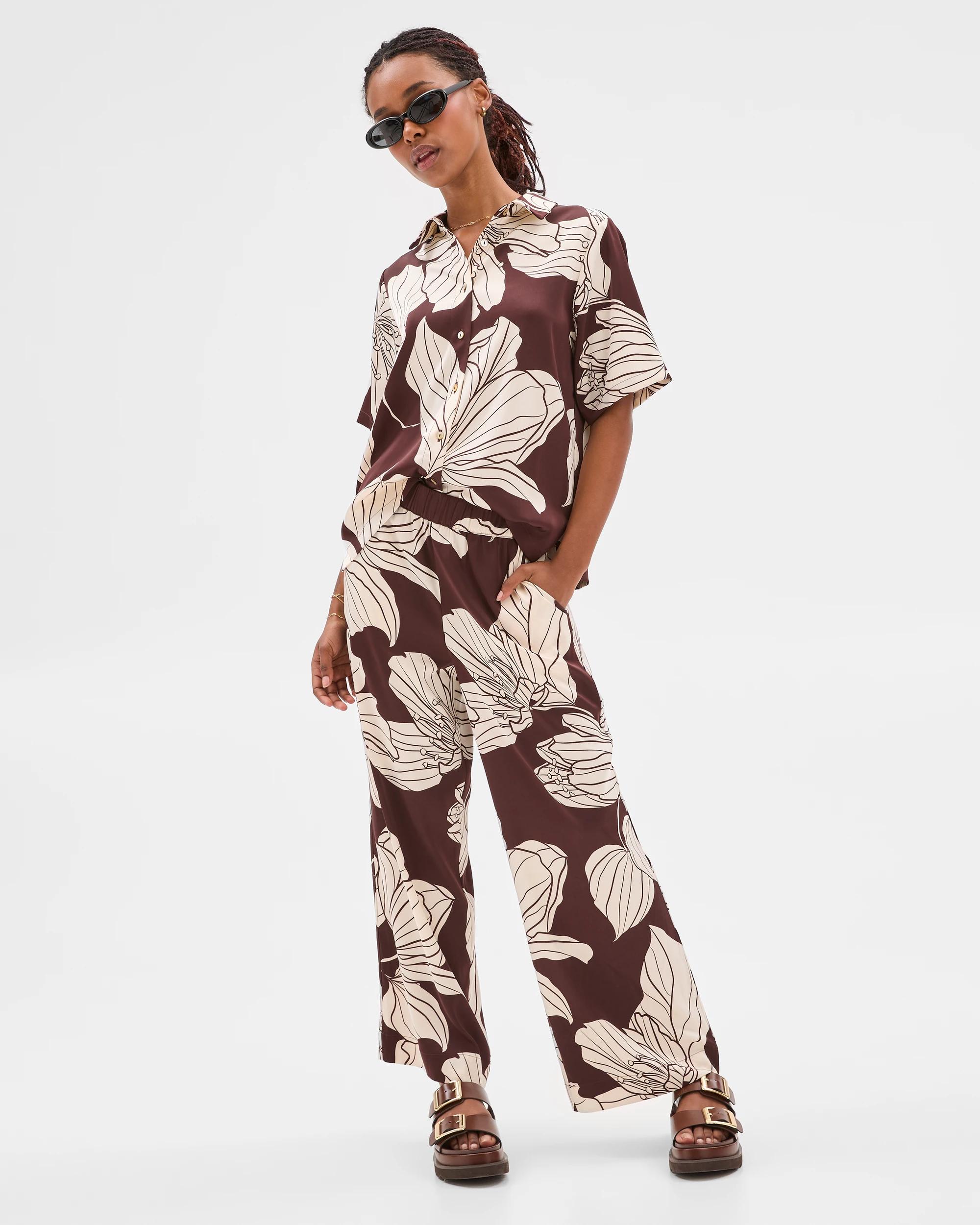 1 Target Petites Satin Pants FLORAL PRINT, 1 of 6