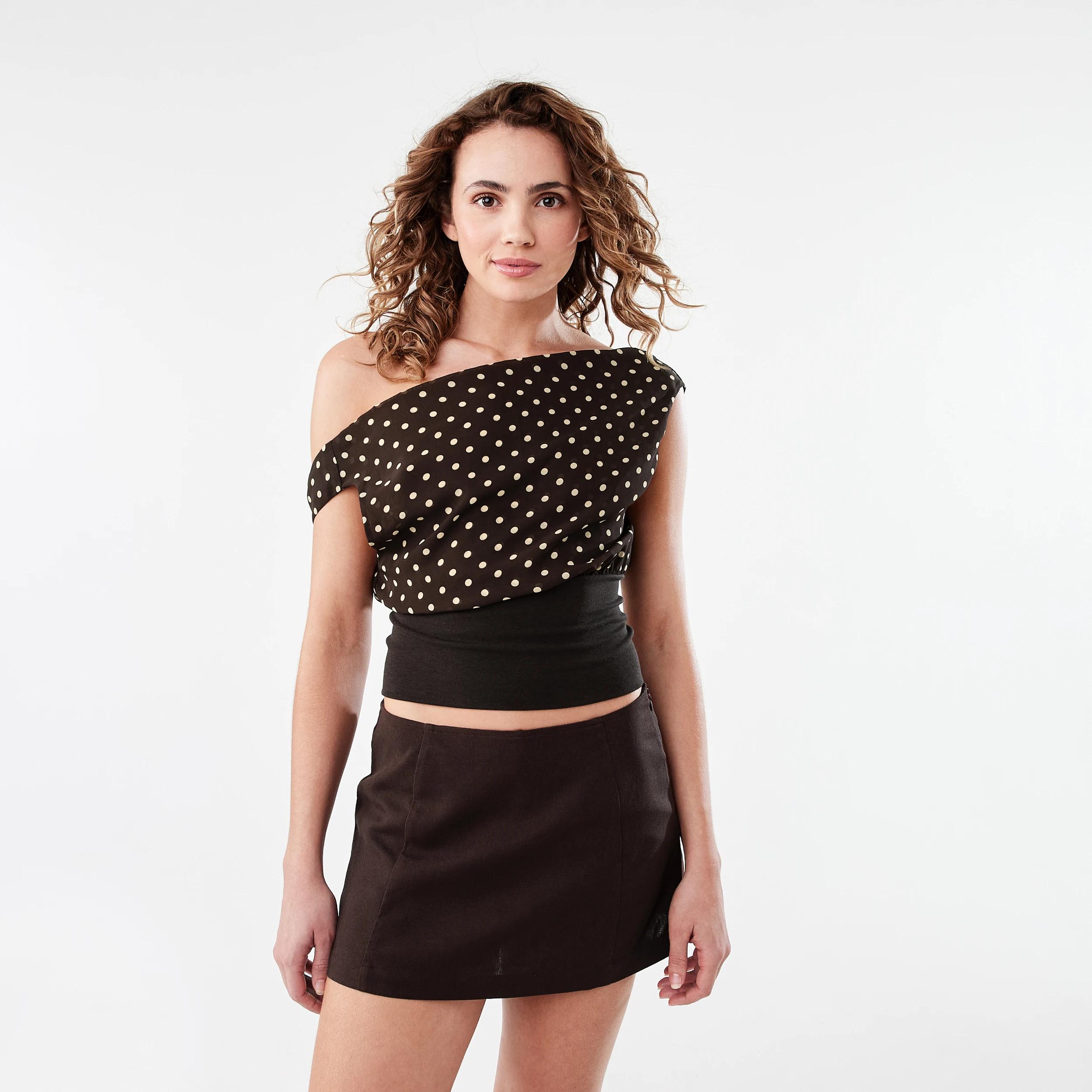 8 Off Shoulder Woven Top Brown Dot, 8 of 8