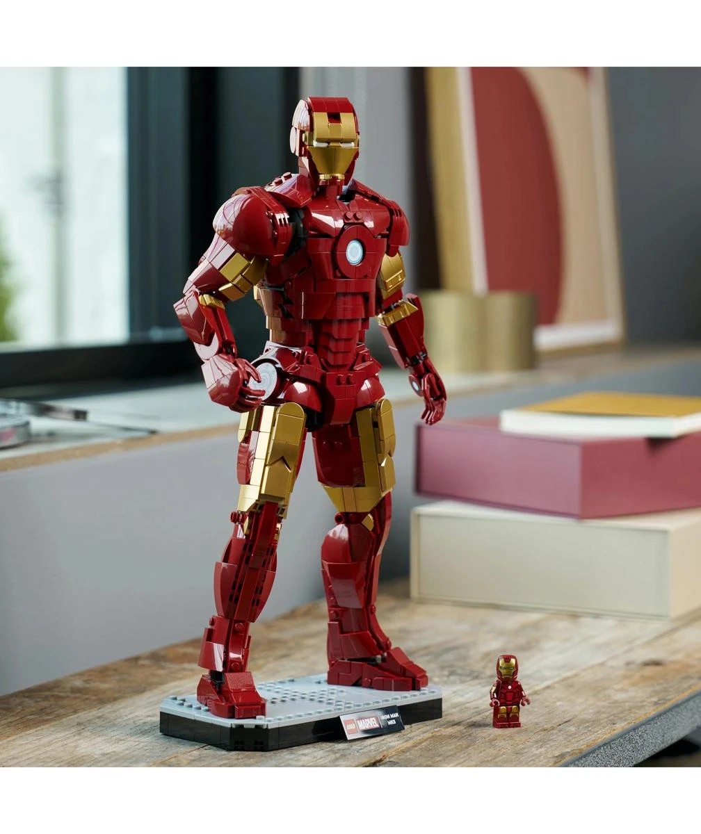 9 LEGO Super Heroes Iron Man Mark 3 Collectors' Edition 76344, 9 of 10