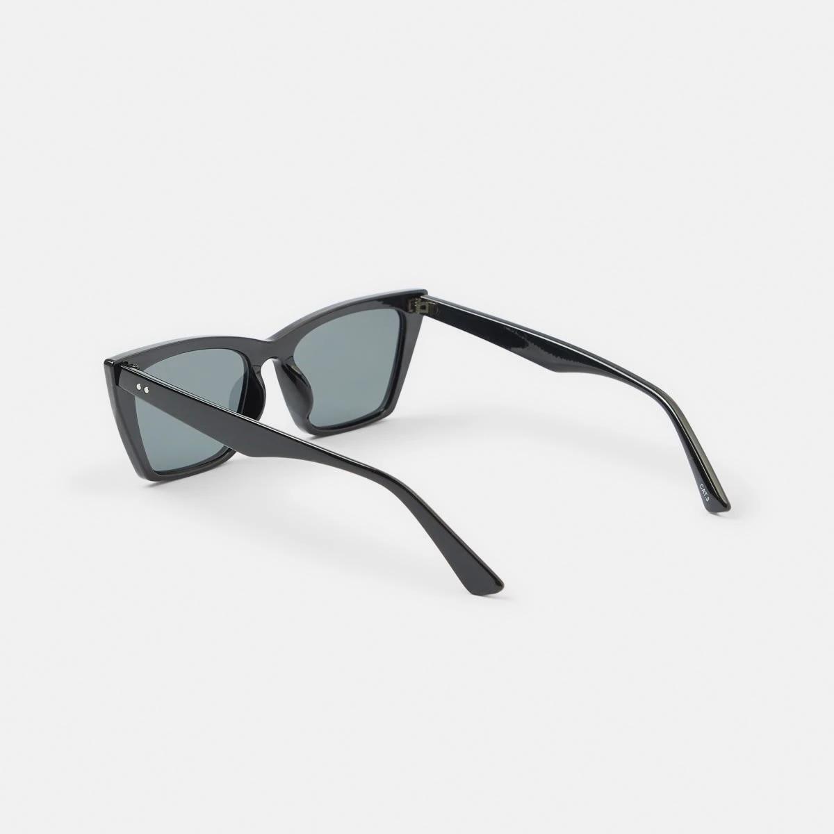 2 Cat Eye Sunglasses Black, 2 of 9