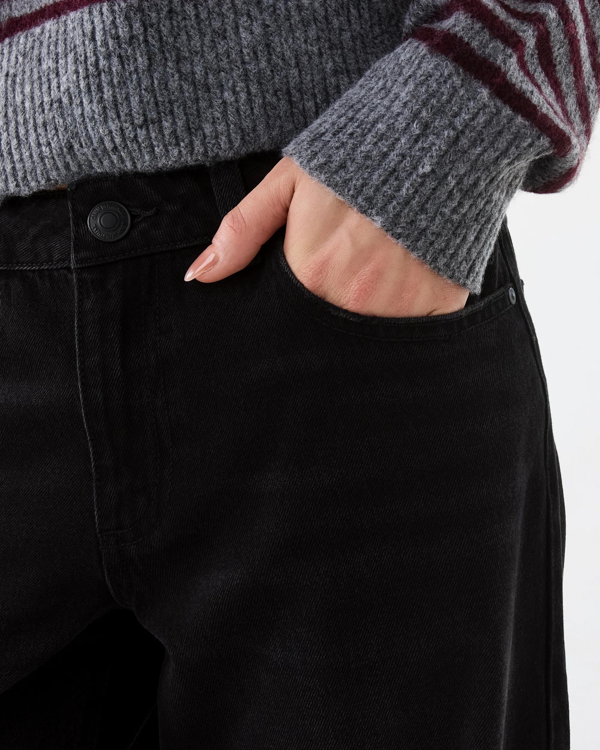 6 Low Rise Wide Leg Jeans Black Wash, 6 of 8