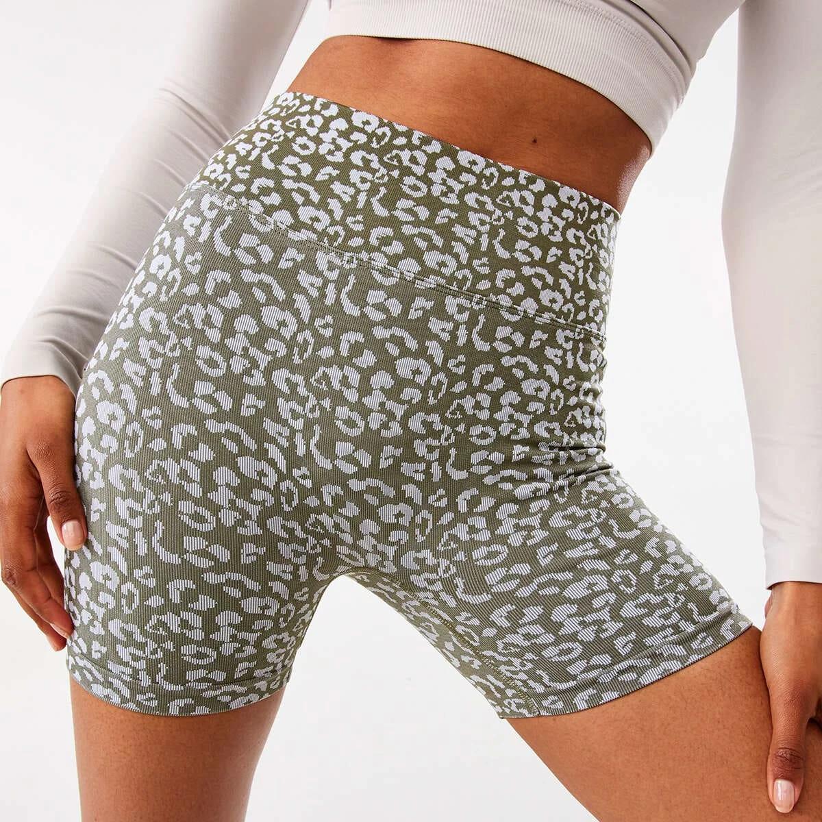 1 Active Womens Seamfree Rib Bike Shorts Sedg Manml, 1 of 7
