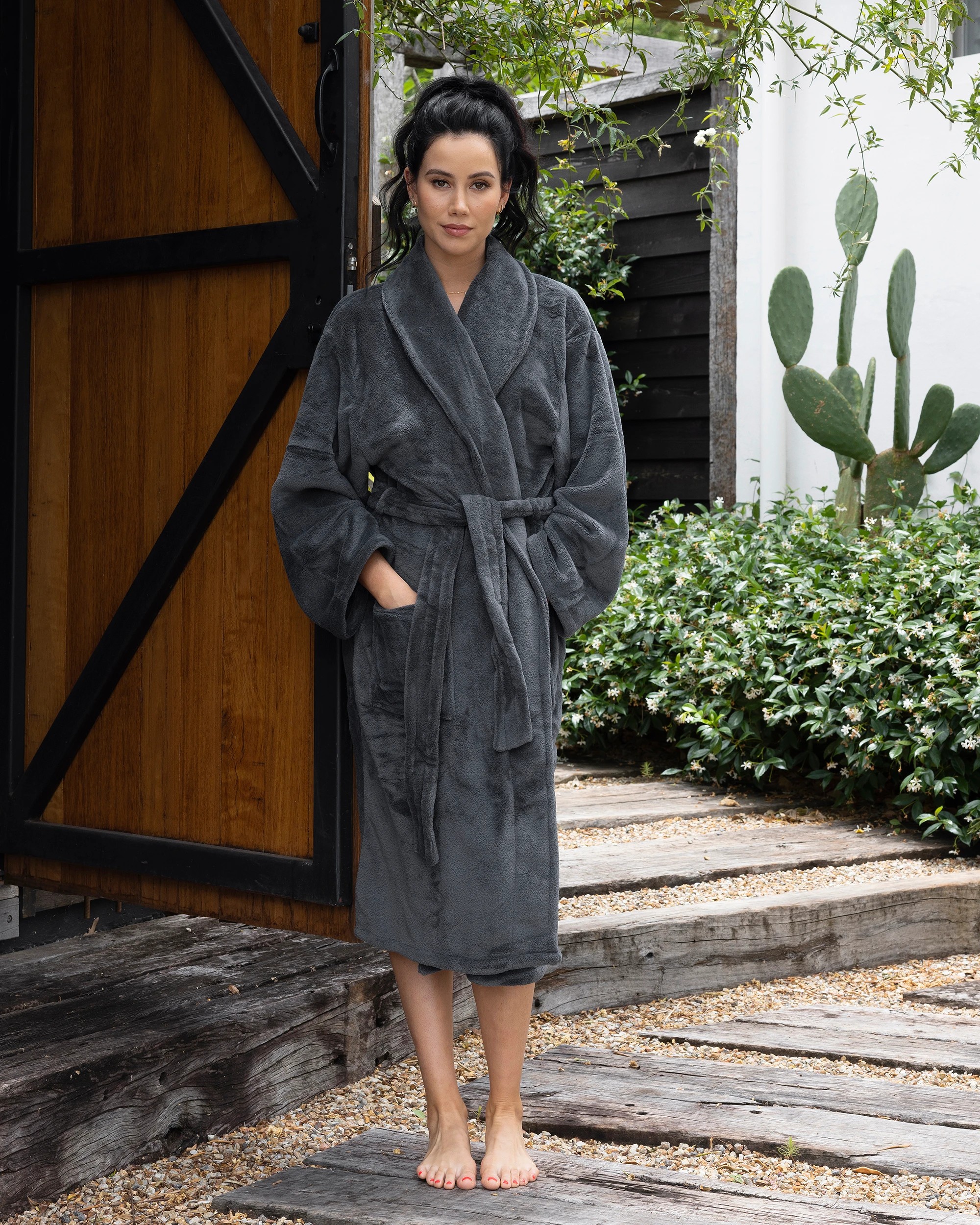 2 Bambury Soft Microplush Coral Fleece Bathrobe Dressing Gown Size Medium/Large - Charcoal, 2 of 4