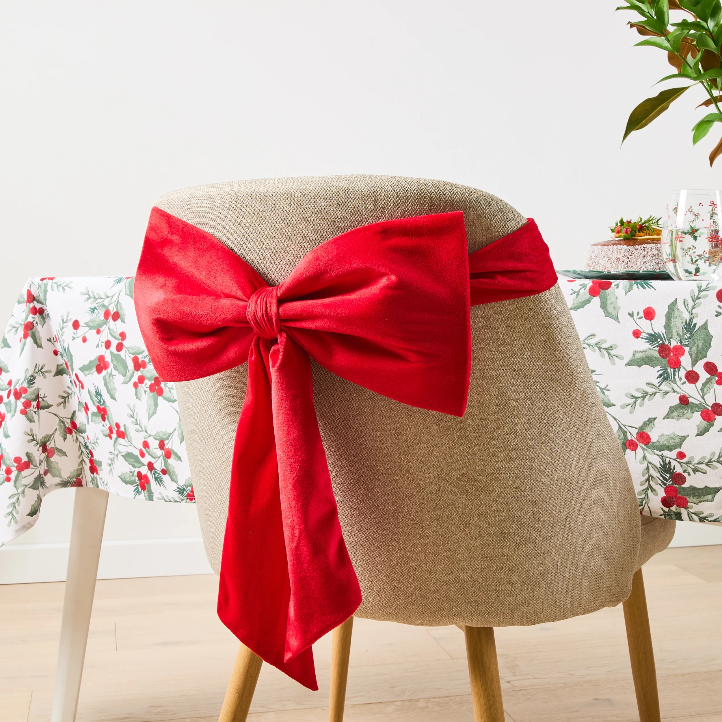 1 Large Bow Chair Cover, 1 of 6