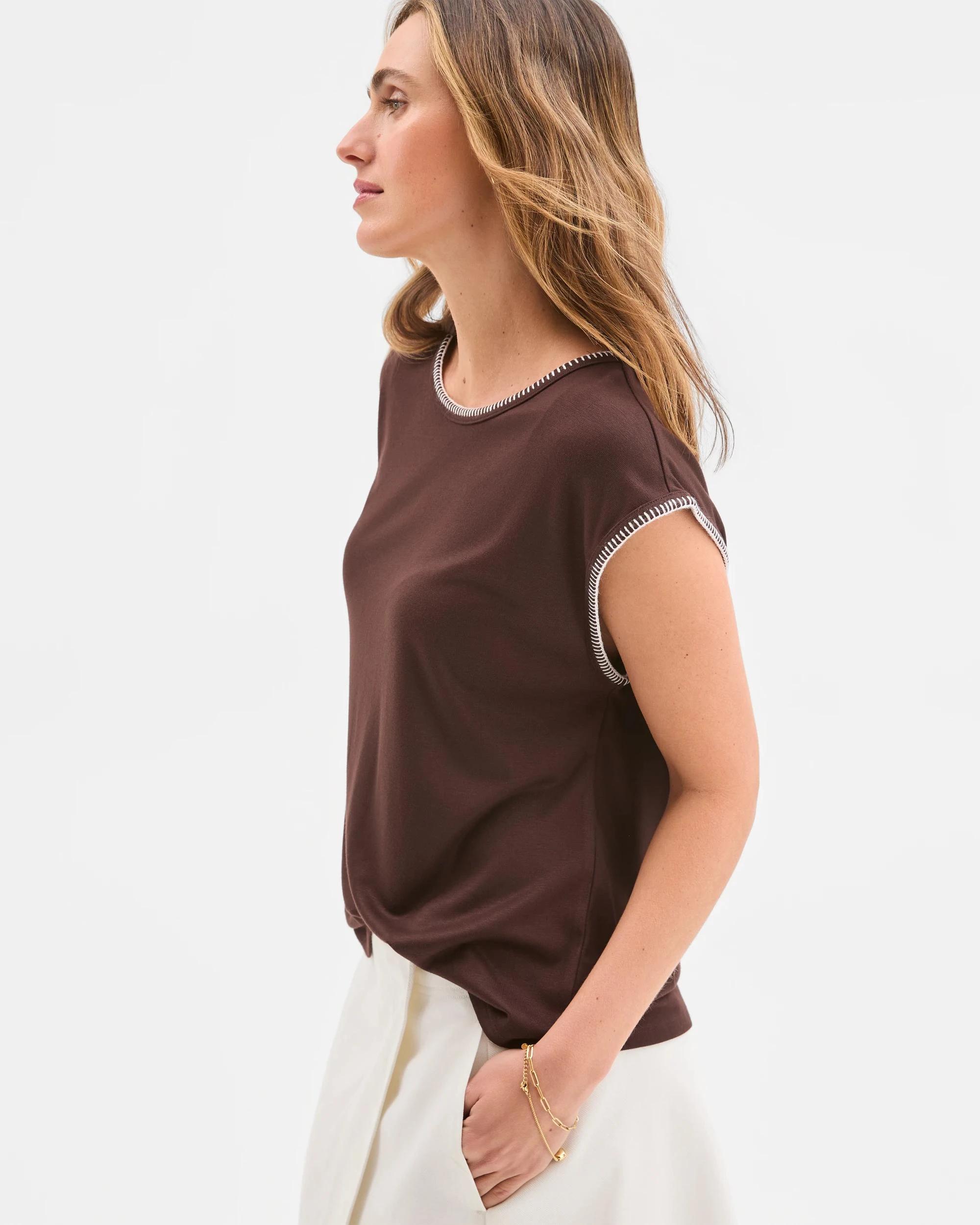 4 Target Woman Short Sleeve Blanket Stitch T-Shirt ESPRESSO/CLOUD DANCER, 4 of 6