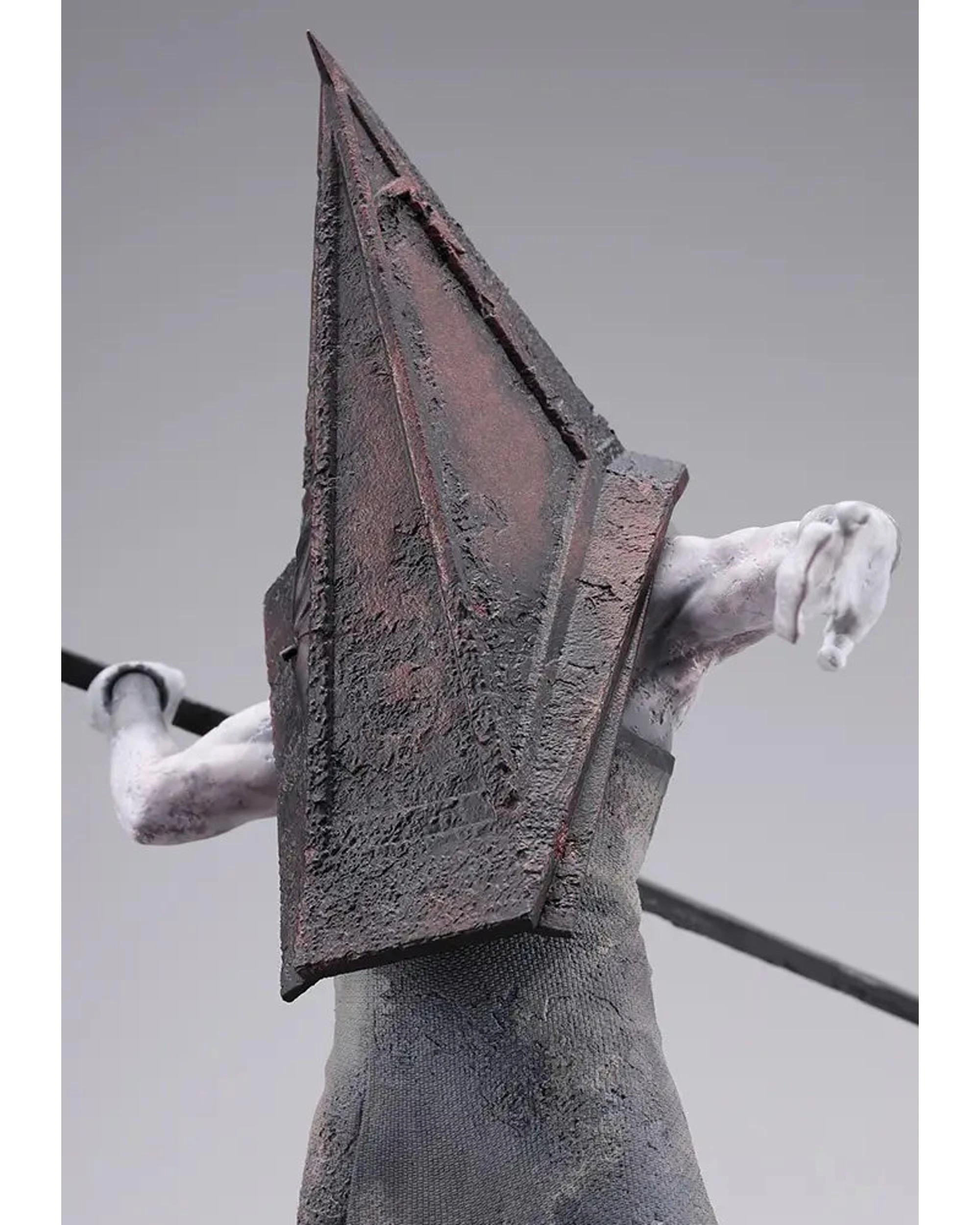 9 Kotobukiya Oshi Works Silent Hill 2 Red Pyramid Thing 1/7 Scale Statue, 9 of 10