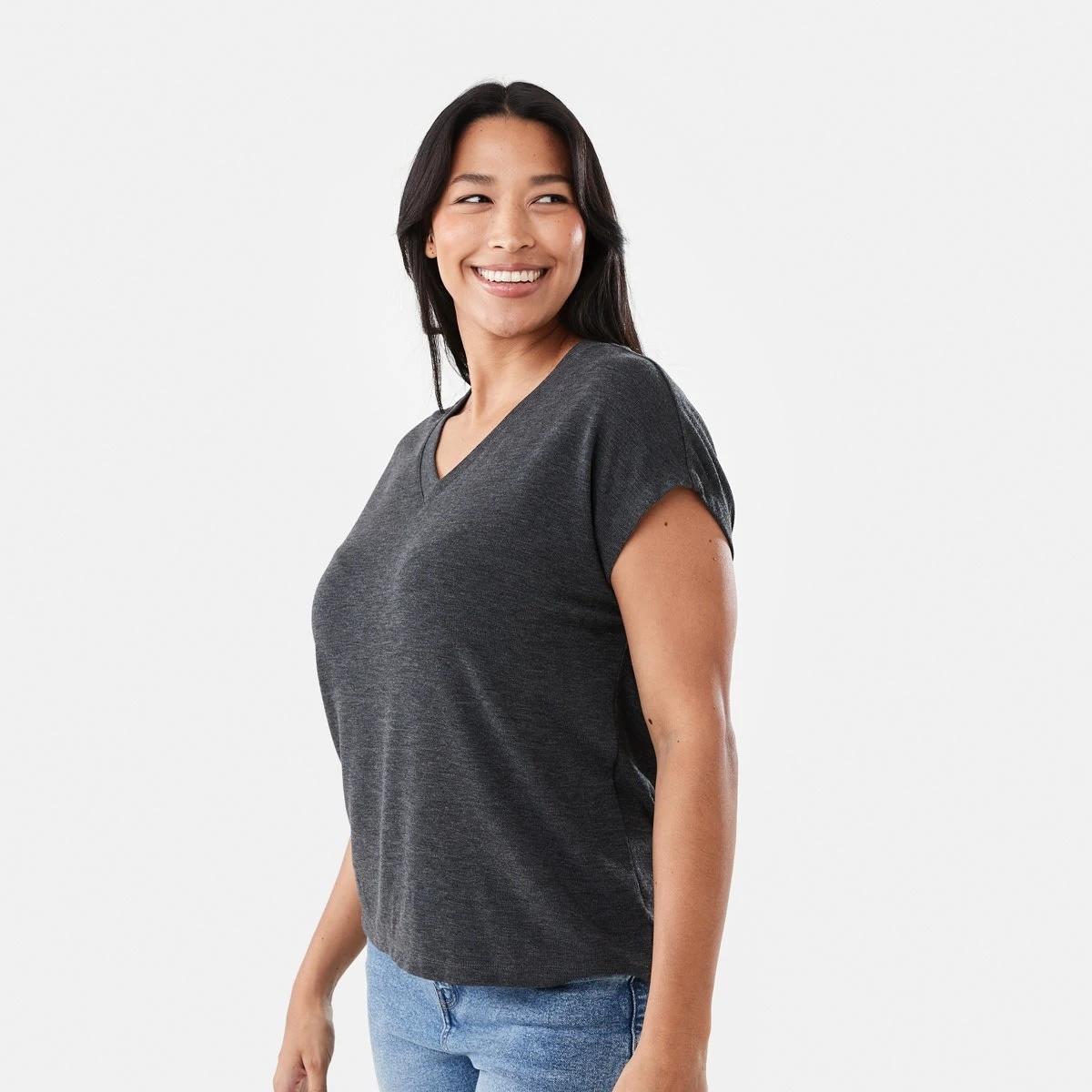 2 Short Sleeve Warm Handle V-Neck Top Gry Chmrle, 2 of 5