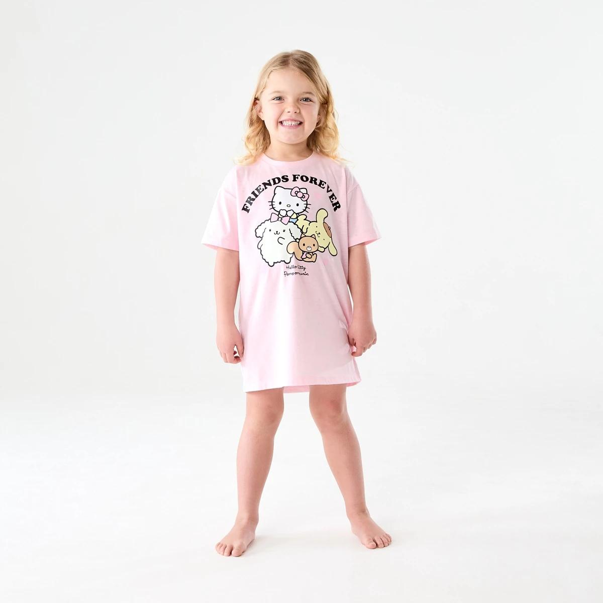 1 Hello Kitty License Nightie HELLO KITTY, 1 of 6