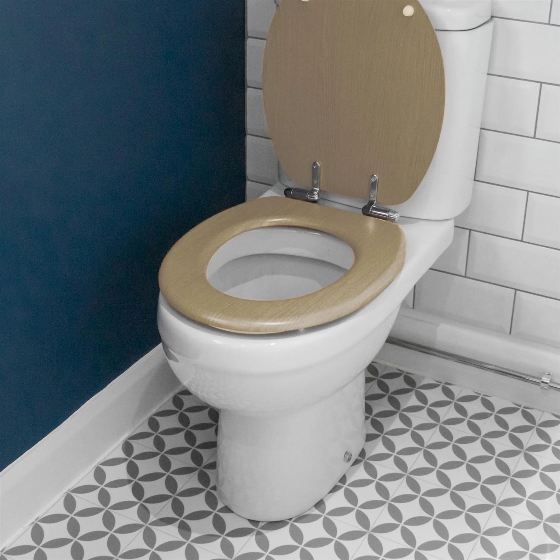 6 Harbour Housewares Soft Close Wooden Toilet Seat - Beige, 6 of 7