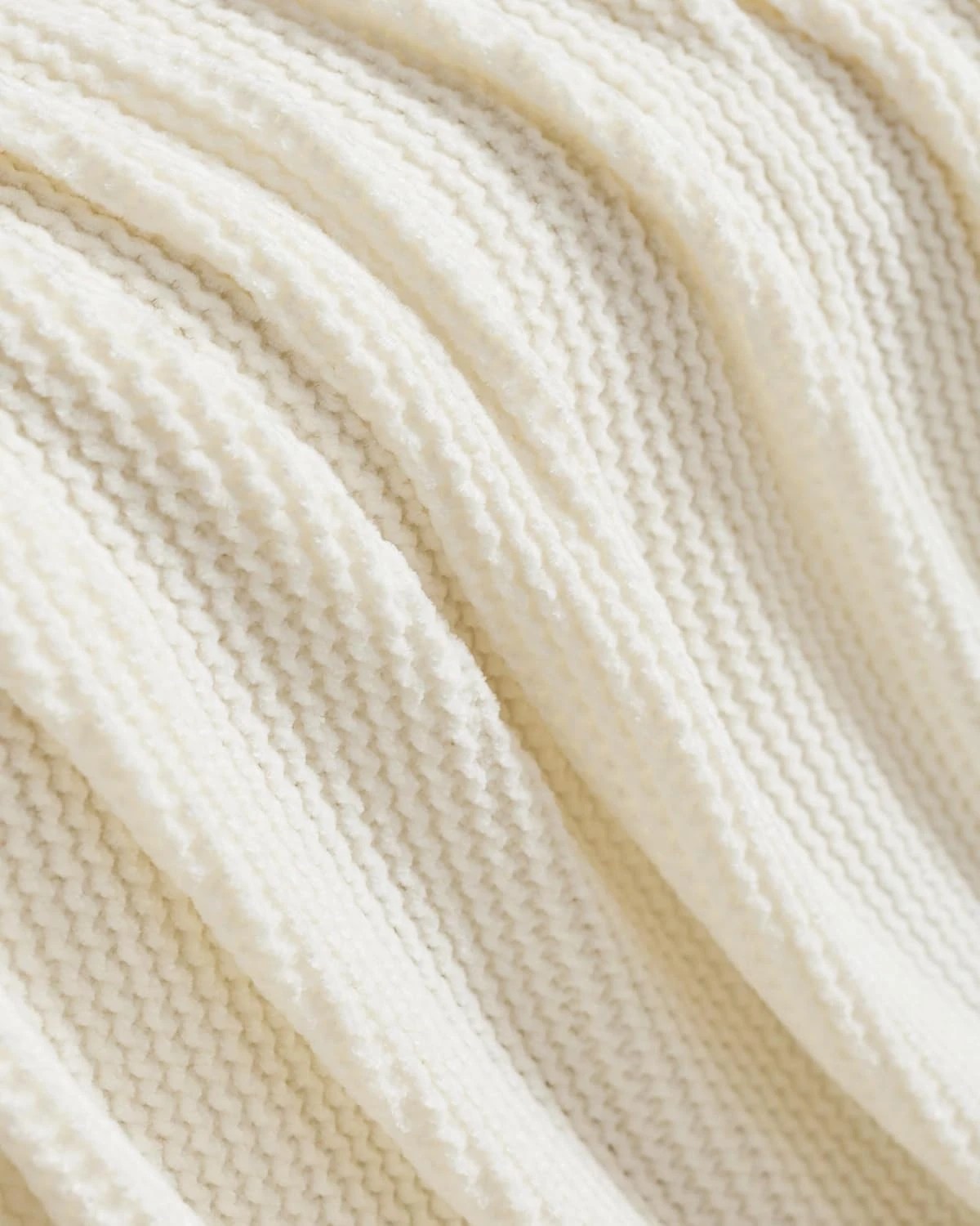 3 Gioia Casa Chenille Knitted Throw 130x170cm - Snow, 3 of 3