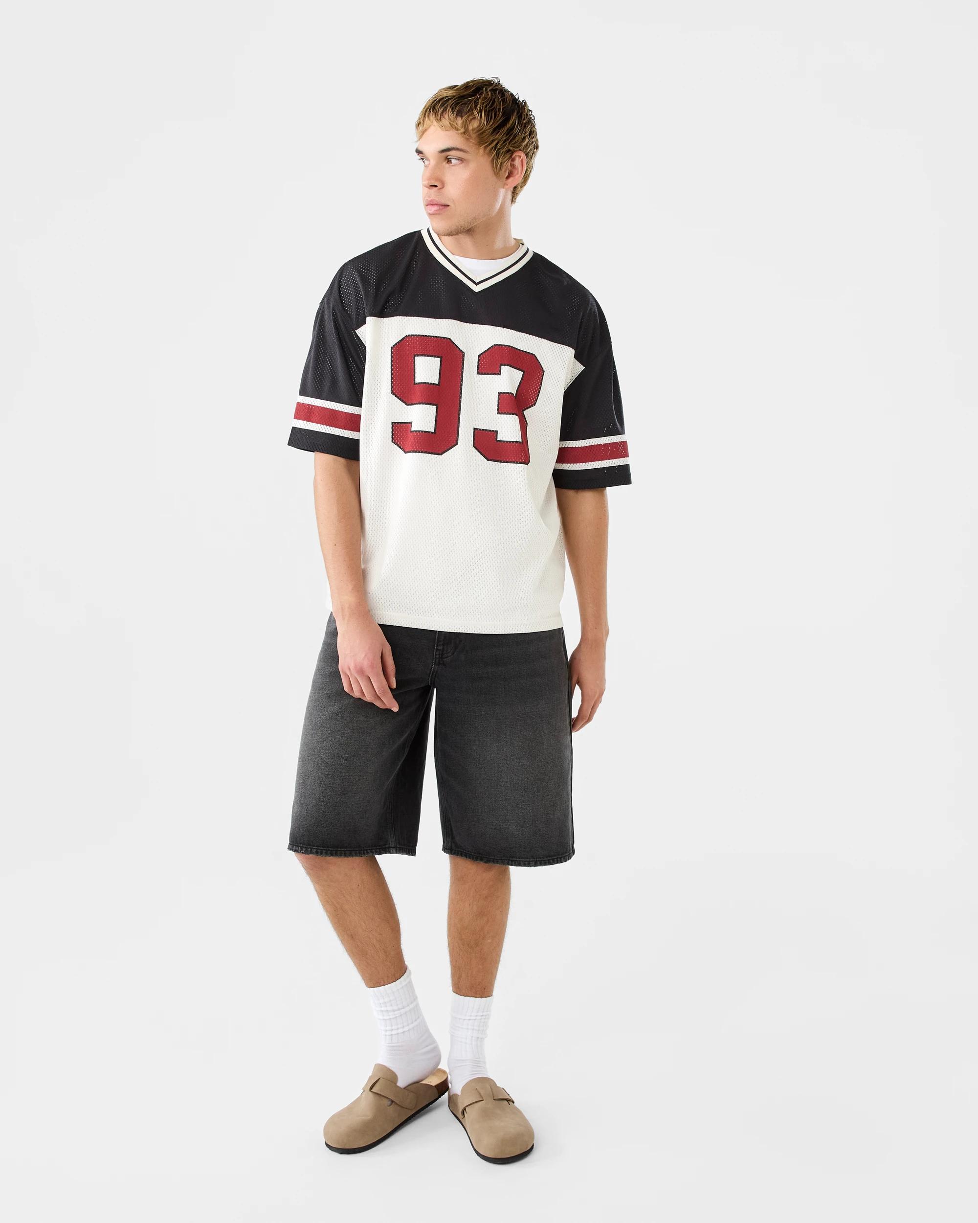 2 Boxy Mesh Panel T-shirt Bge 93, 2 of 9