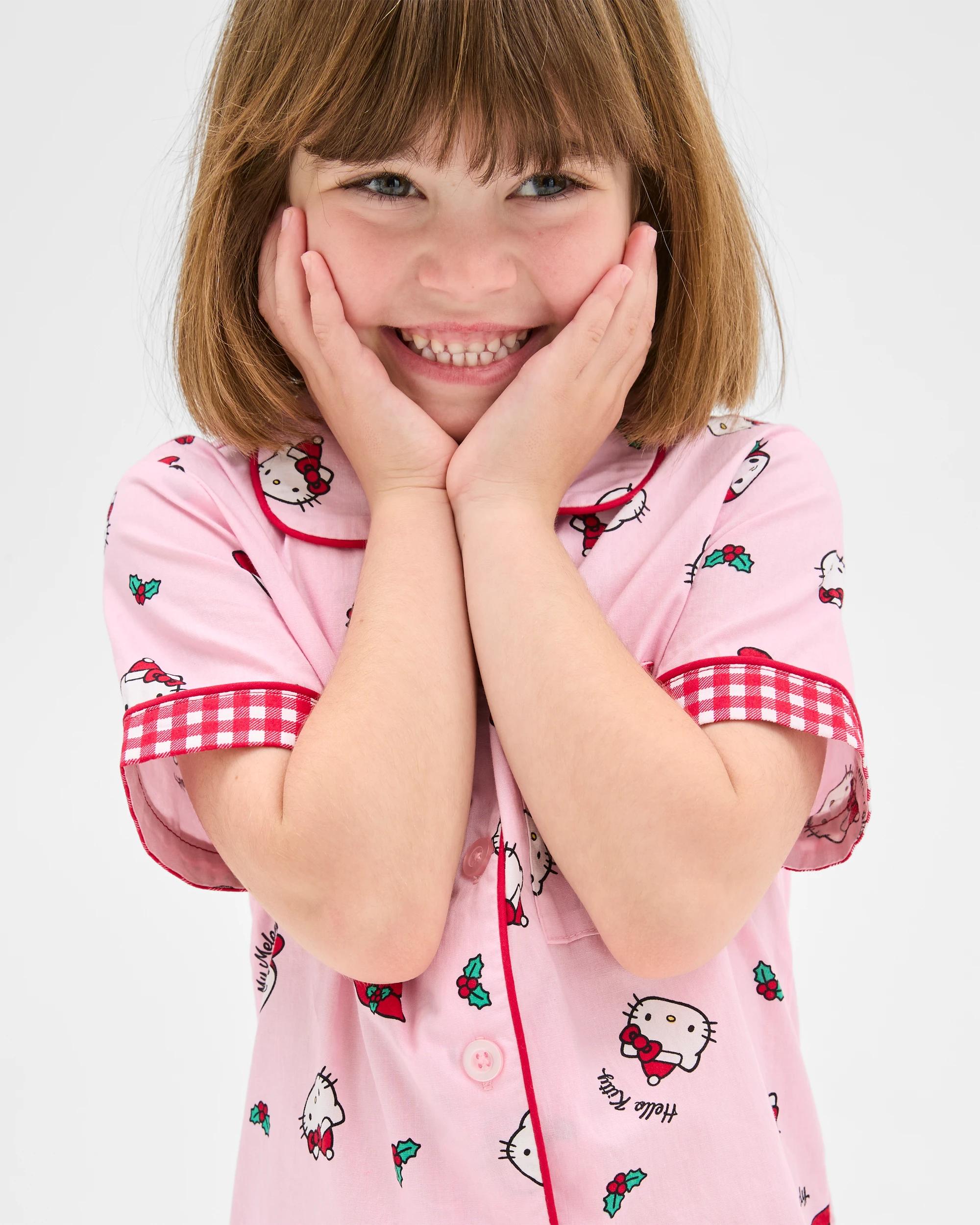 4 Family Matching Christmas Hello Kitty Cotton Younger Girls Woven Pyjama Set HELLO KITTY, 4 of 8