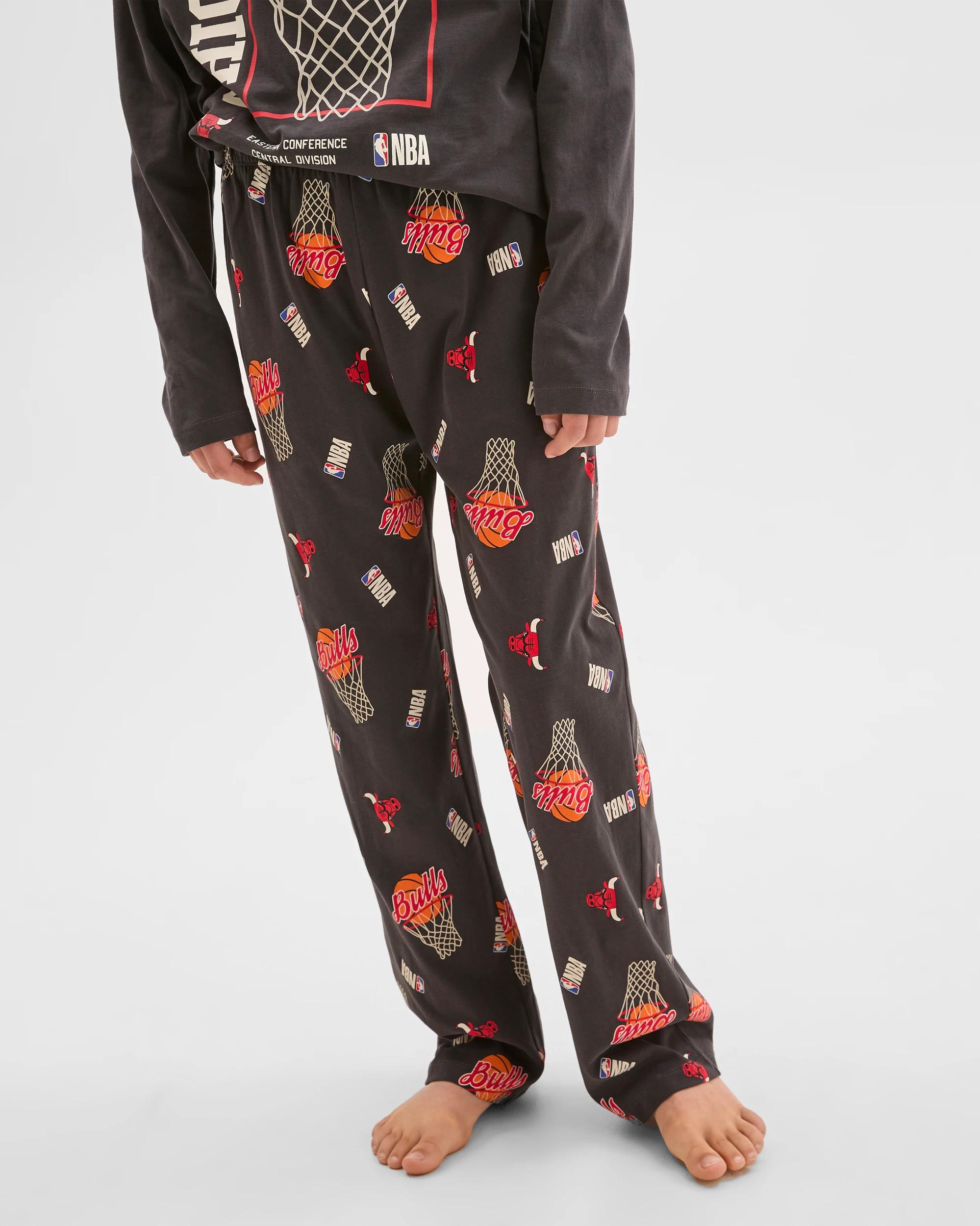 8 NBA Australian Cotton Jersey Older Boys Oversized Pyjama Set NBA BULLS, 8 of 9