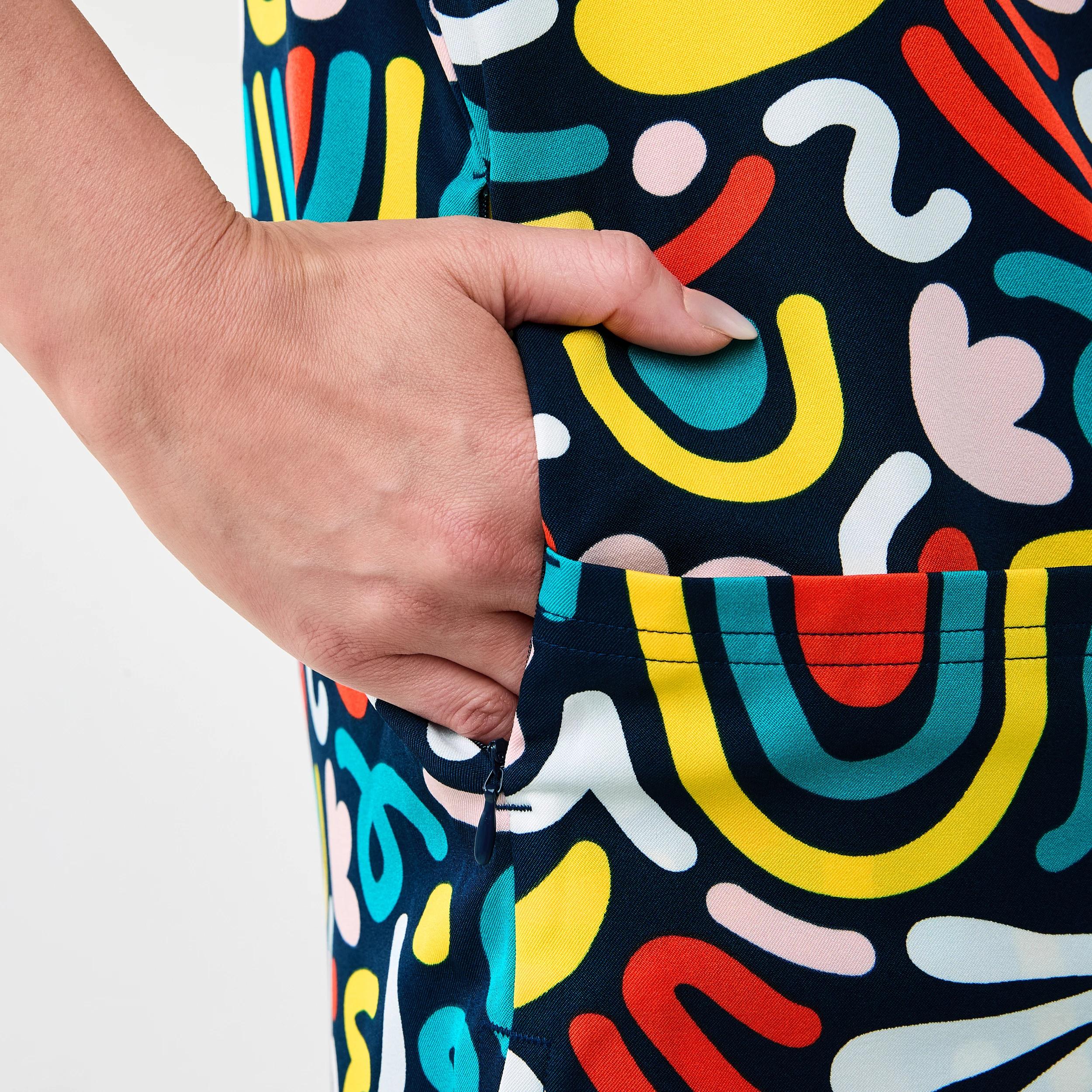 6 Unisex Short Sleeve Print Scrub Top Nvy Abstrc, 6 of 7