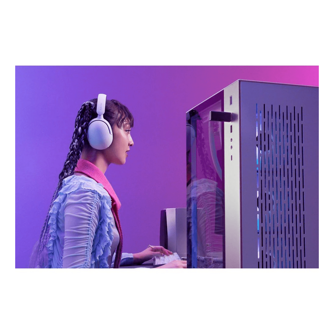 6 Sony - INZONE H5 Wireless Gaming Headset (For PC/PS5) - White
 - White, 6 of 6