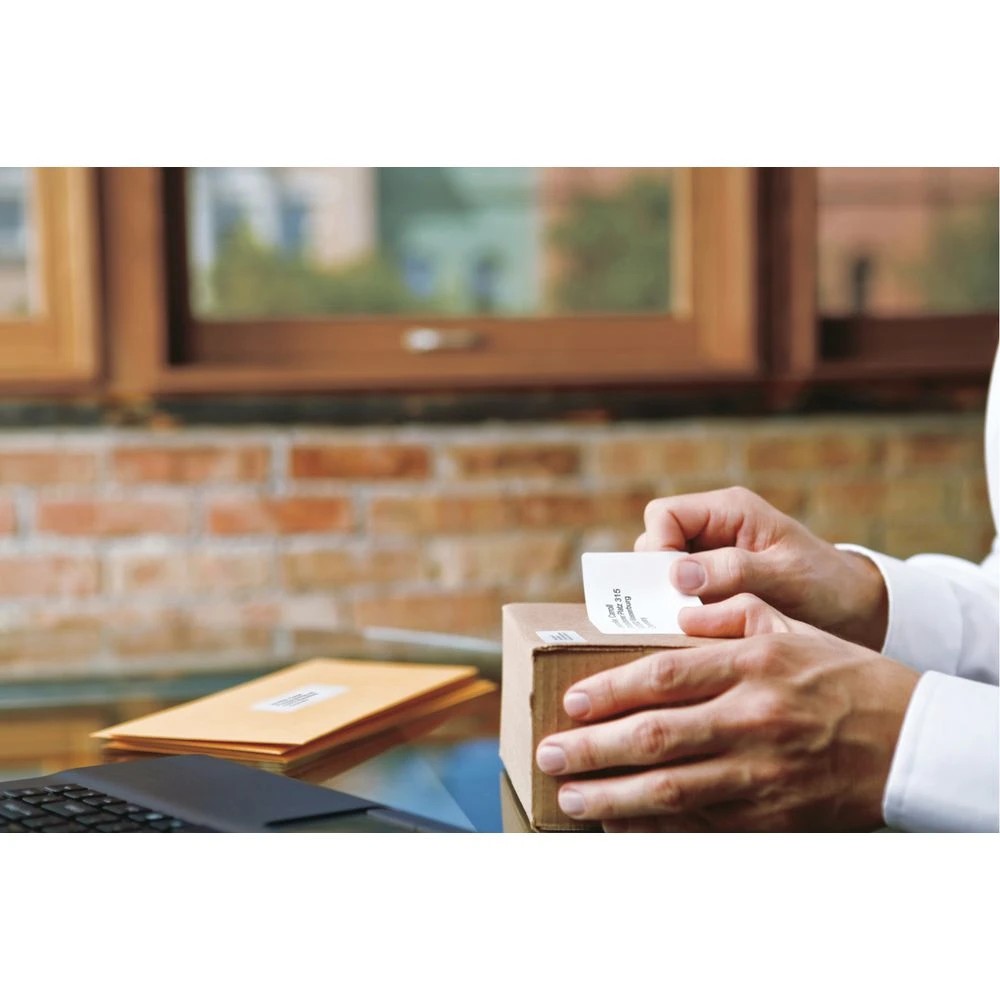 3 DYMO LabelWriter Shipping and Badge Labels 54 x 101mm 30323, 3 of 4