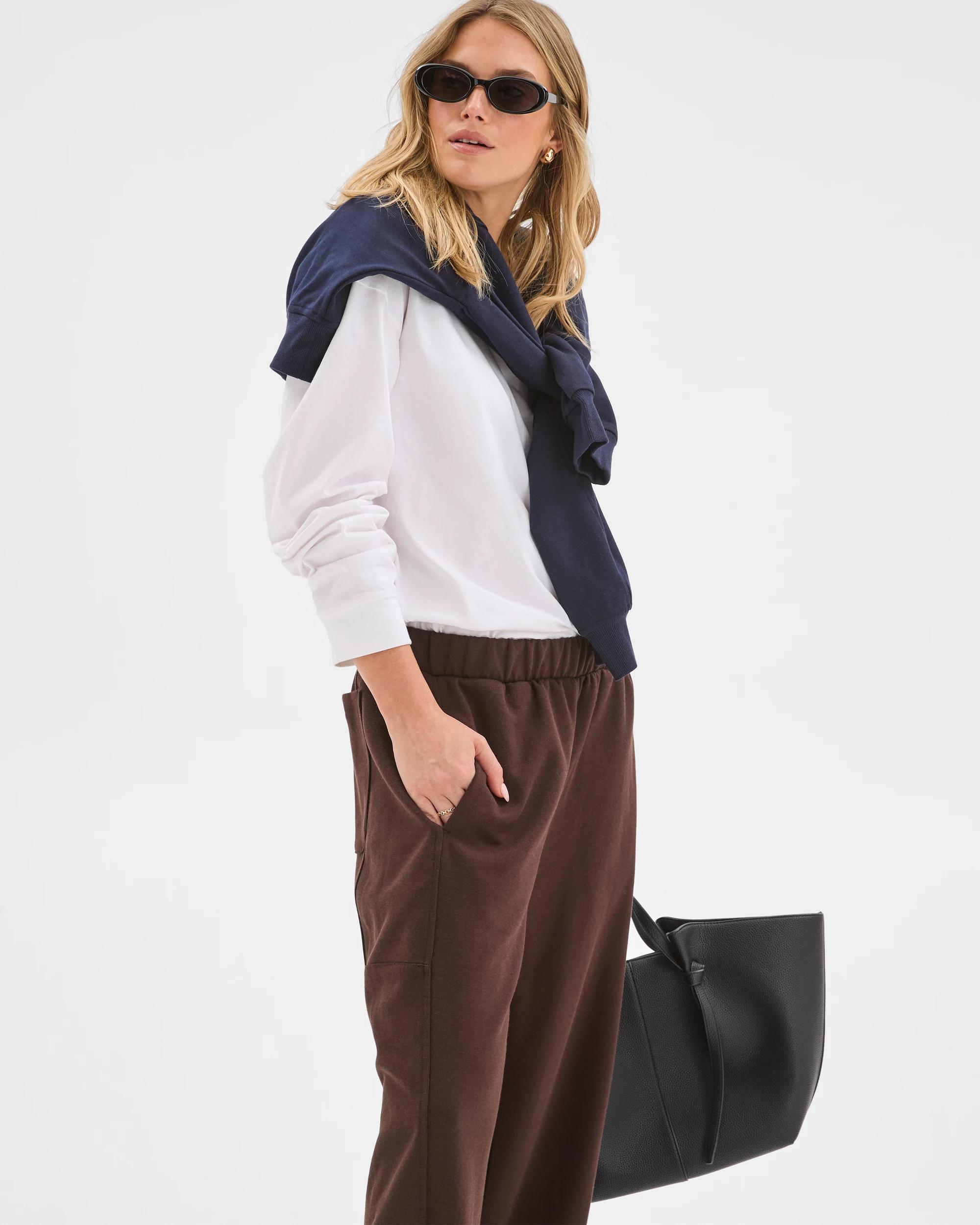 4 Lily Loves Balloon Curved Leg Trackpants TRUFFLE, 4 of 7