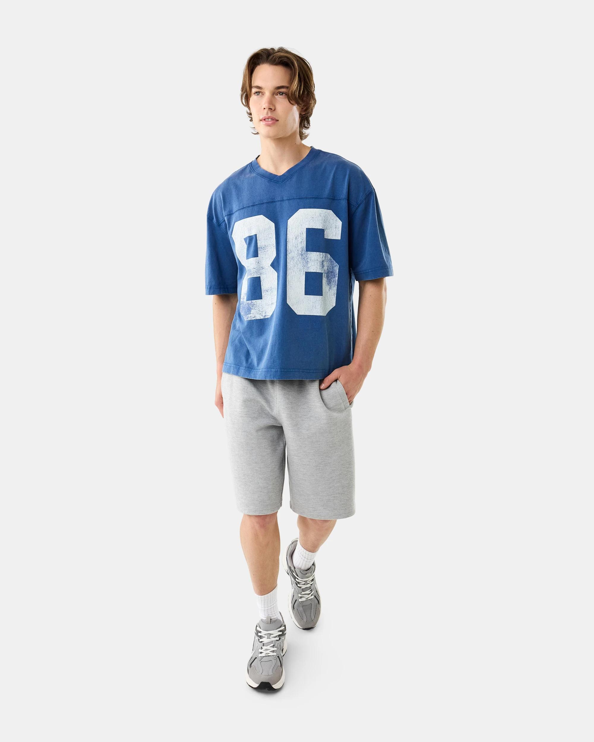 2 Boxy V-Neck Washed Print T-shirt Blu 86, 2 of 7