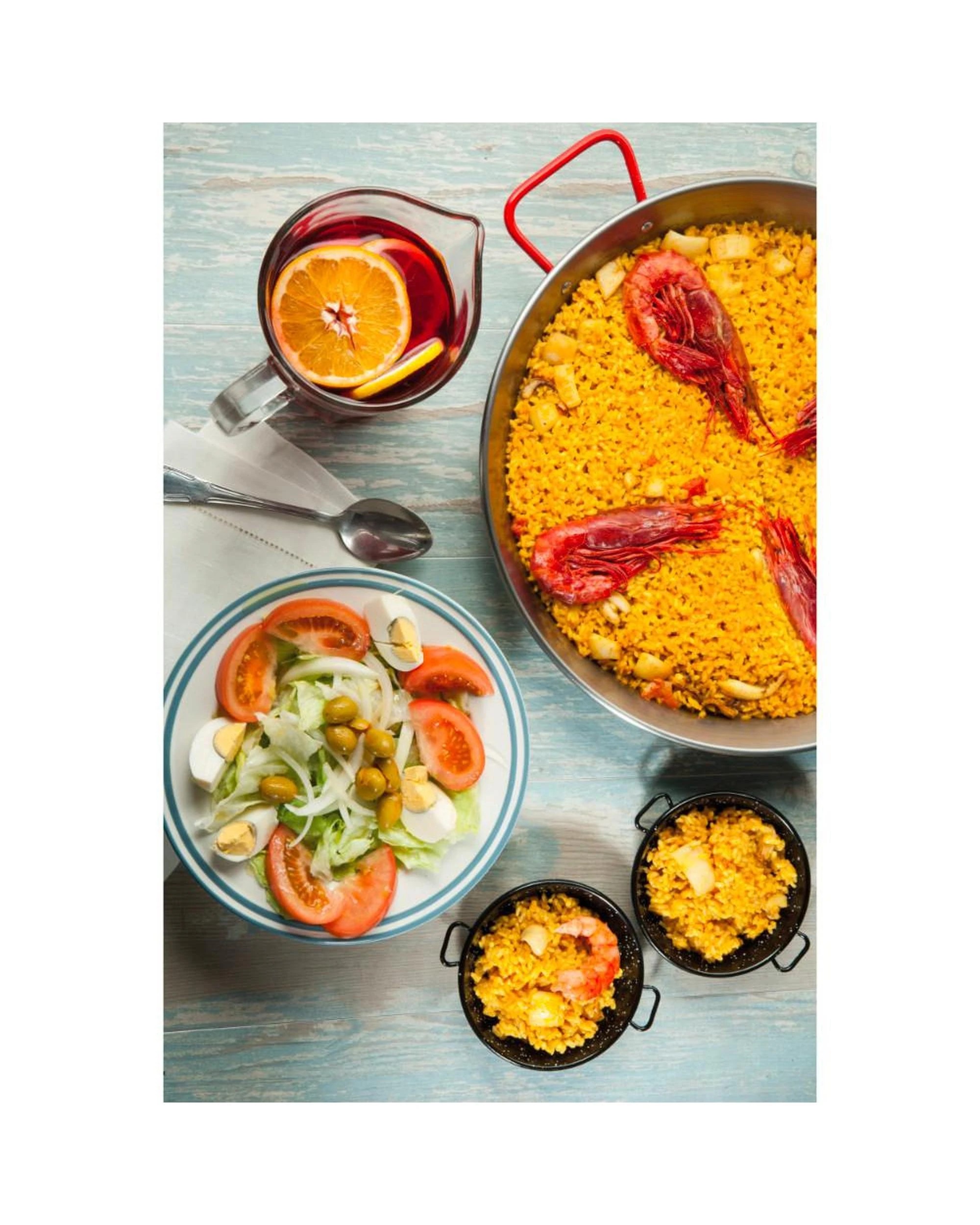 2 Garcima High Carbon Polished Paella Pan with Red Handles 34cm, 2 of 4