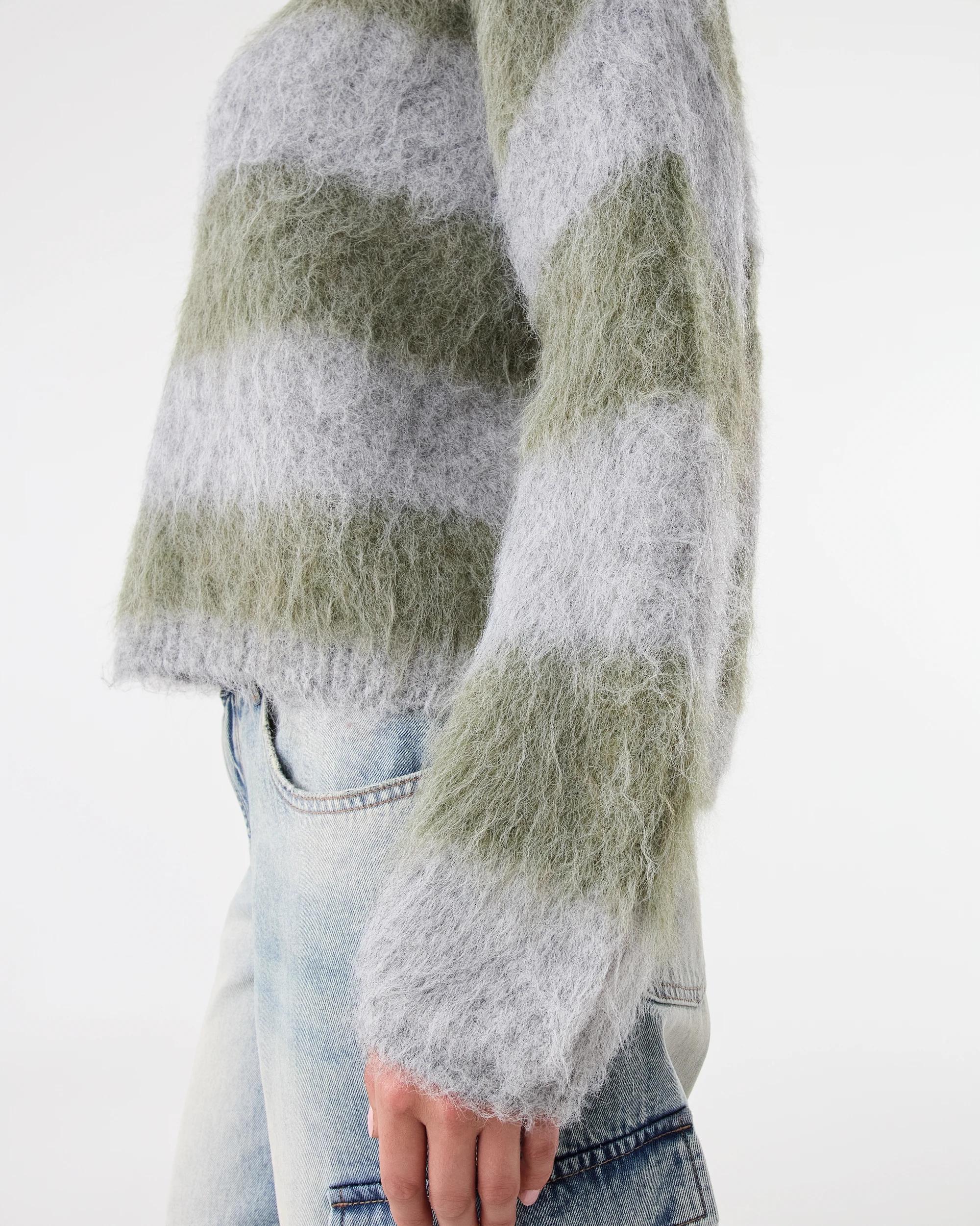 7 Fluffy Knit Jumper Grn Stripe, 7 of 7