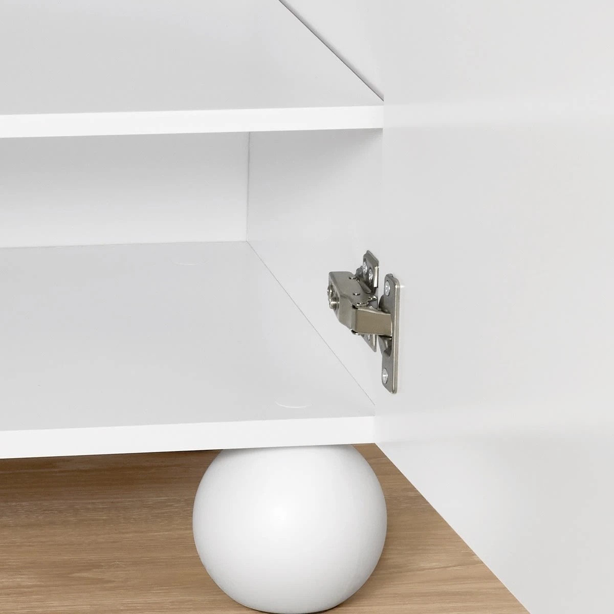 8 Burleigh Entertainment Unit, 8 of 9