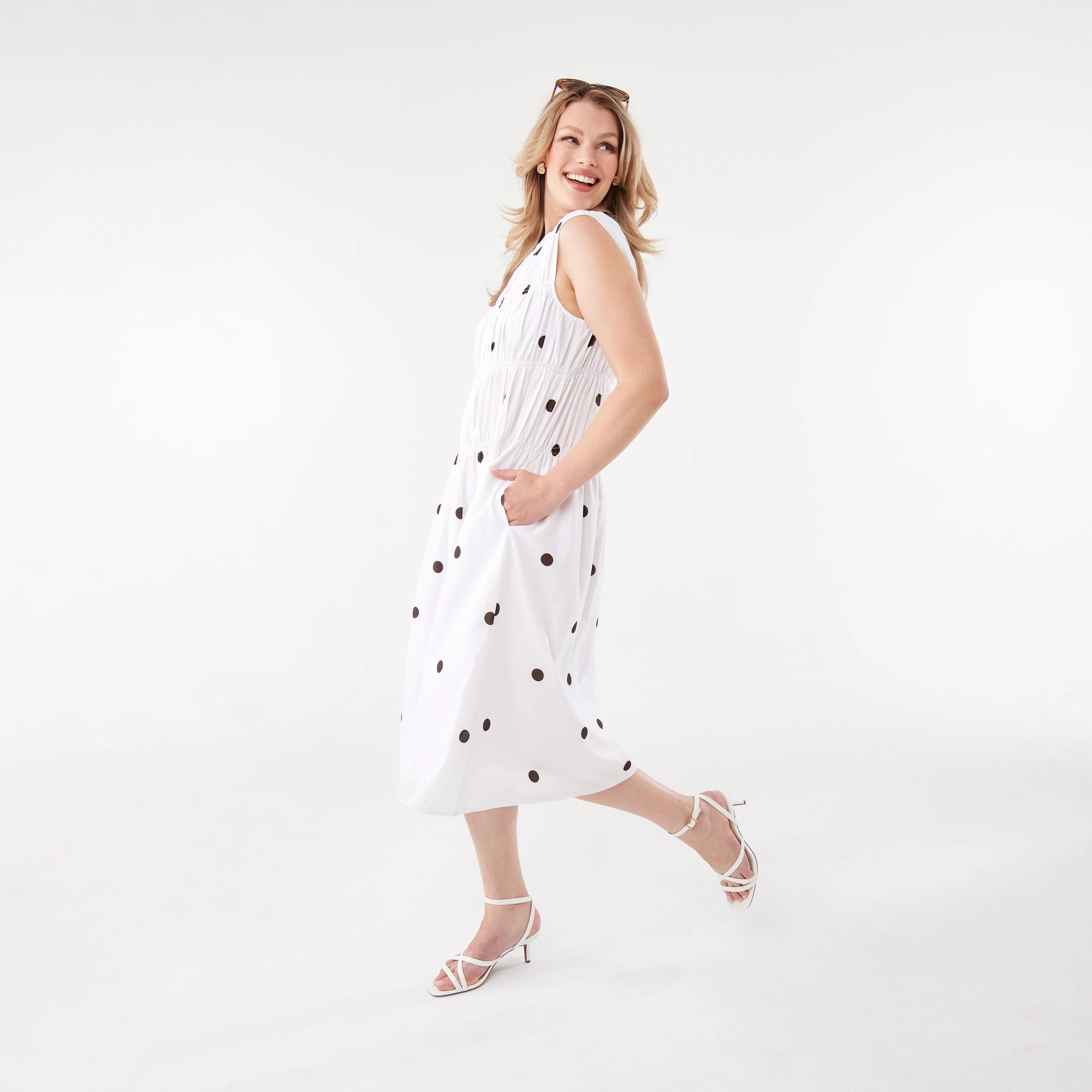2 Sleeveless Cotton Shirred Midi Dress Spot Wht, 2 of 7