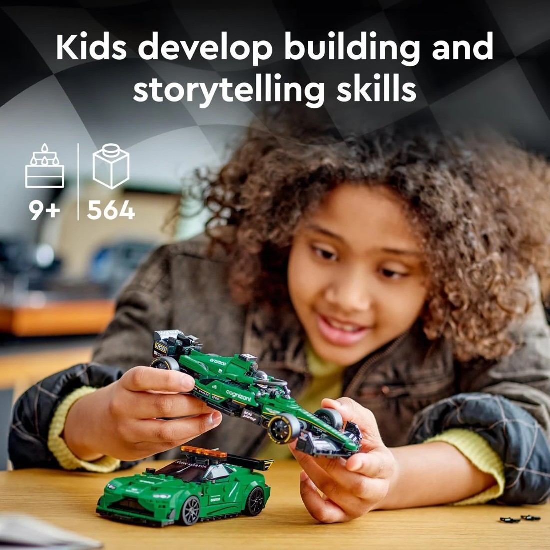 6 LEGO Speed Champions Aston Martin Safety Car & AMR23 76925, 6 of 8