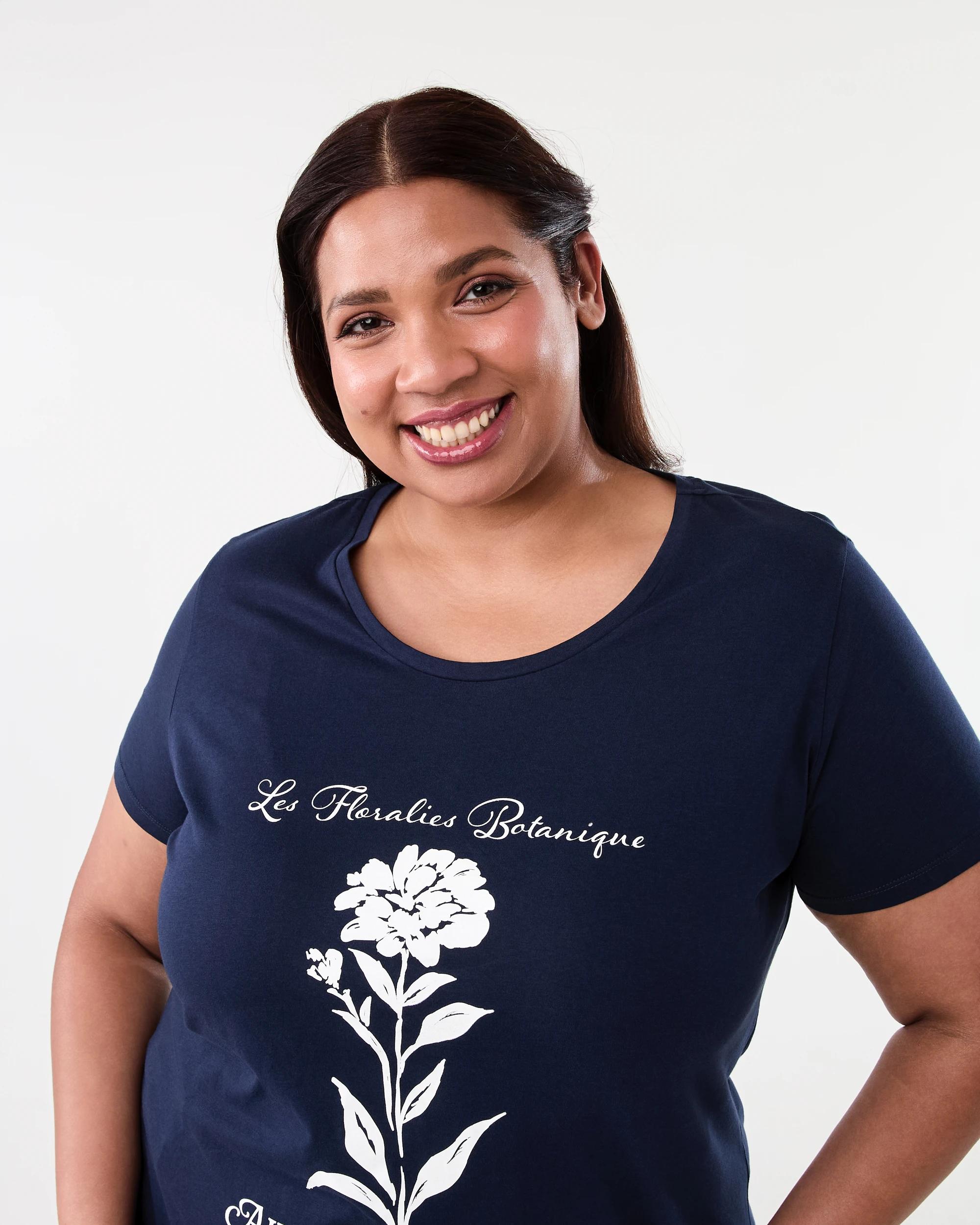 4 Curve Short Sleeve Basic Print T-shirt Navy Flrl, 4 of 6