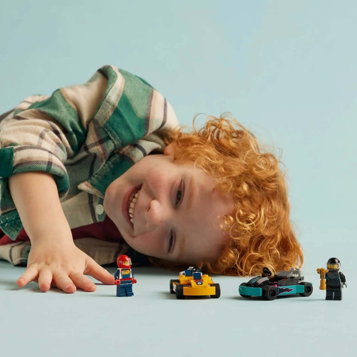 6 LEGO City Great Vehicles Go-Karts and Race Drivers 60400, 6 of 10