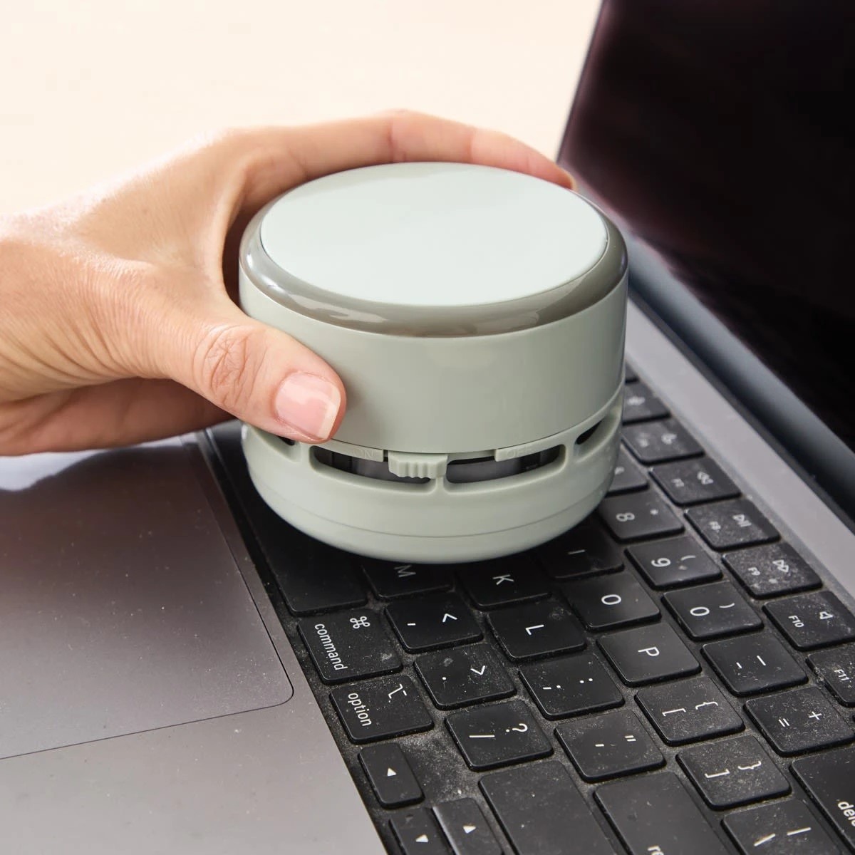 2 Mini Vacuum Cleaner - Green, 2 of 7