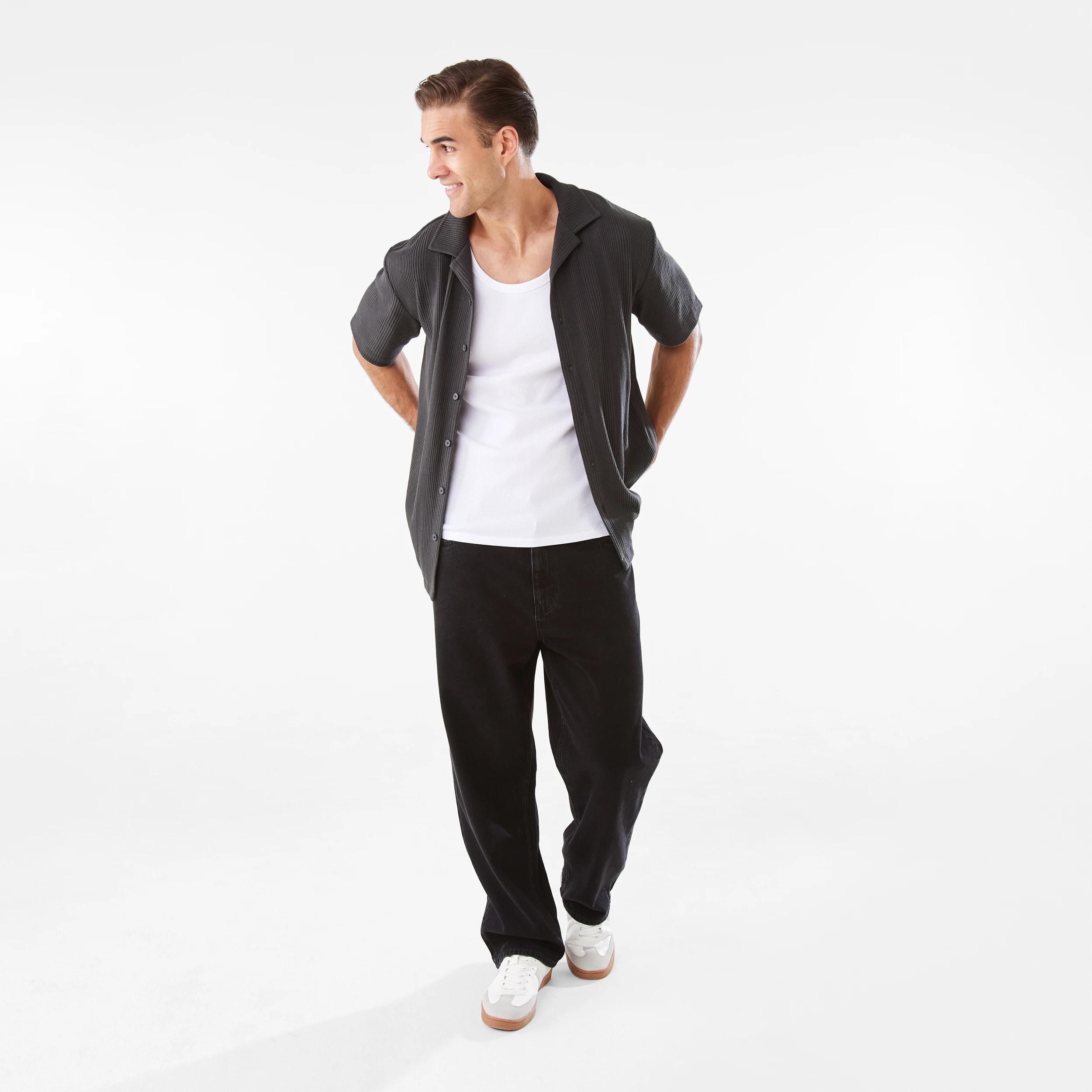2 Short Sleeve Textured Knit Shirt OYSTER BLACK, 2 of 9