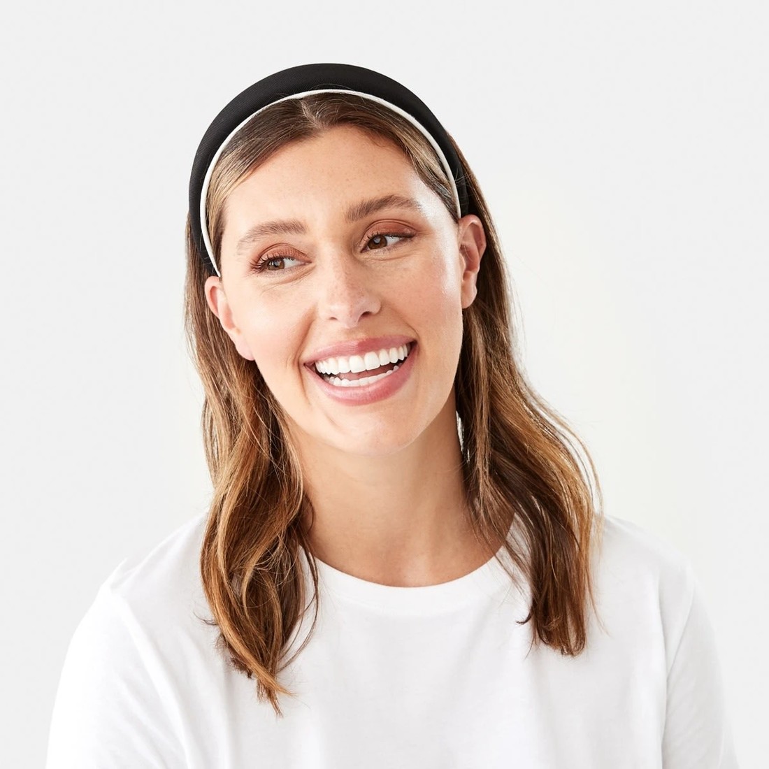 5 Contrast Satin Trim Headband - Black and White, 5 of 6