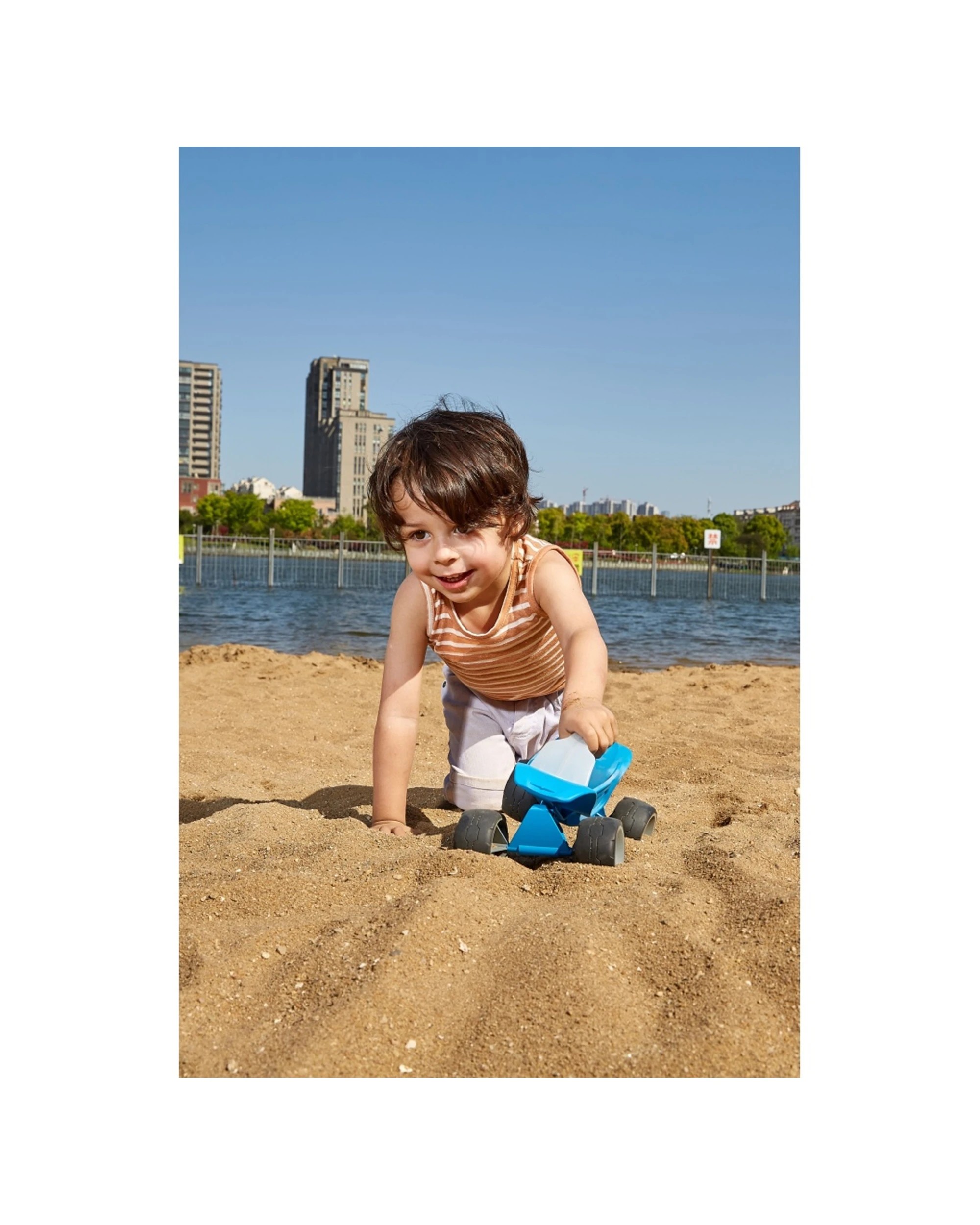 5 Hape Dune Buggy Outdoor Vehicle Play Toddlers Kids Toy Durable Plastic - Blue, 5 of 5
